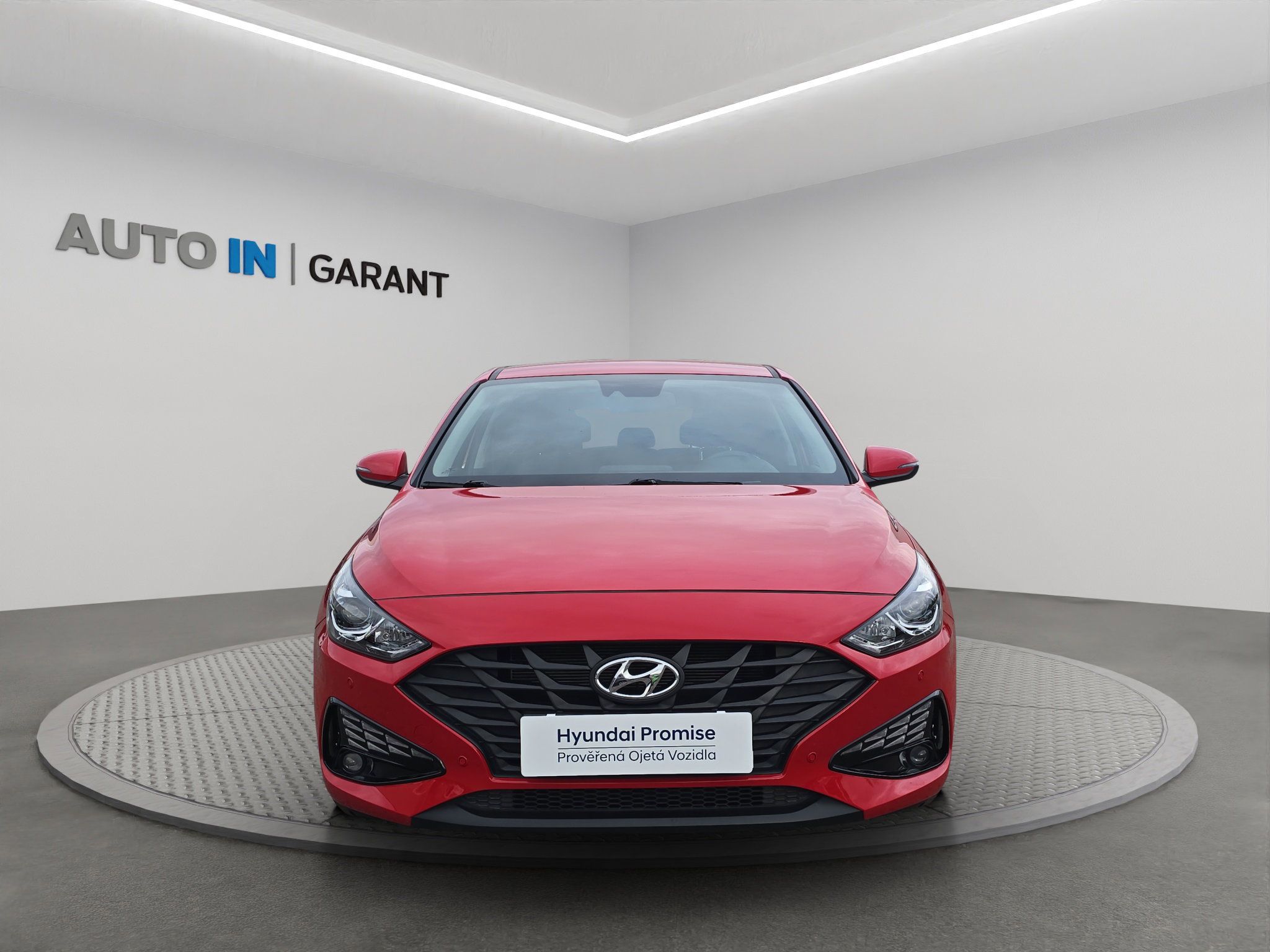 Hyundai i30, Family 1.5i 81kW, Serv.kniha - fotka 2
