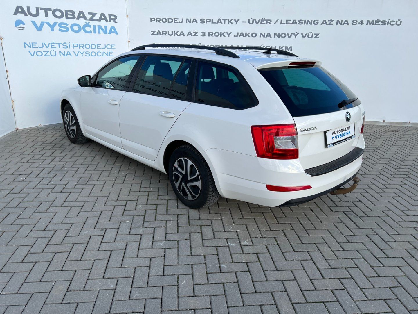 Škoda Octavia, 1.6TDi 77kW 4x4! 2xkola! tažné - fotka 6