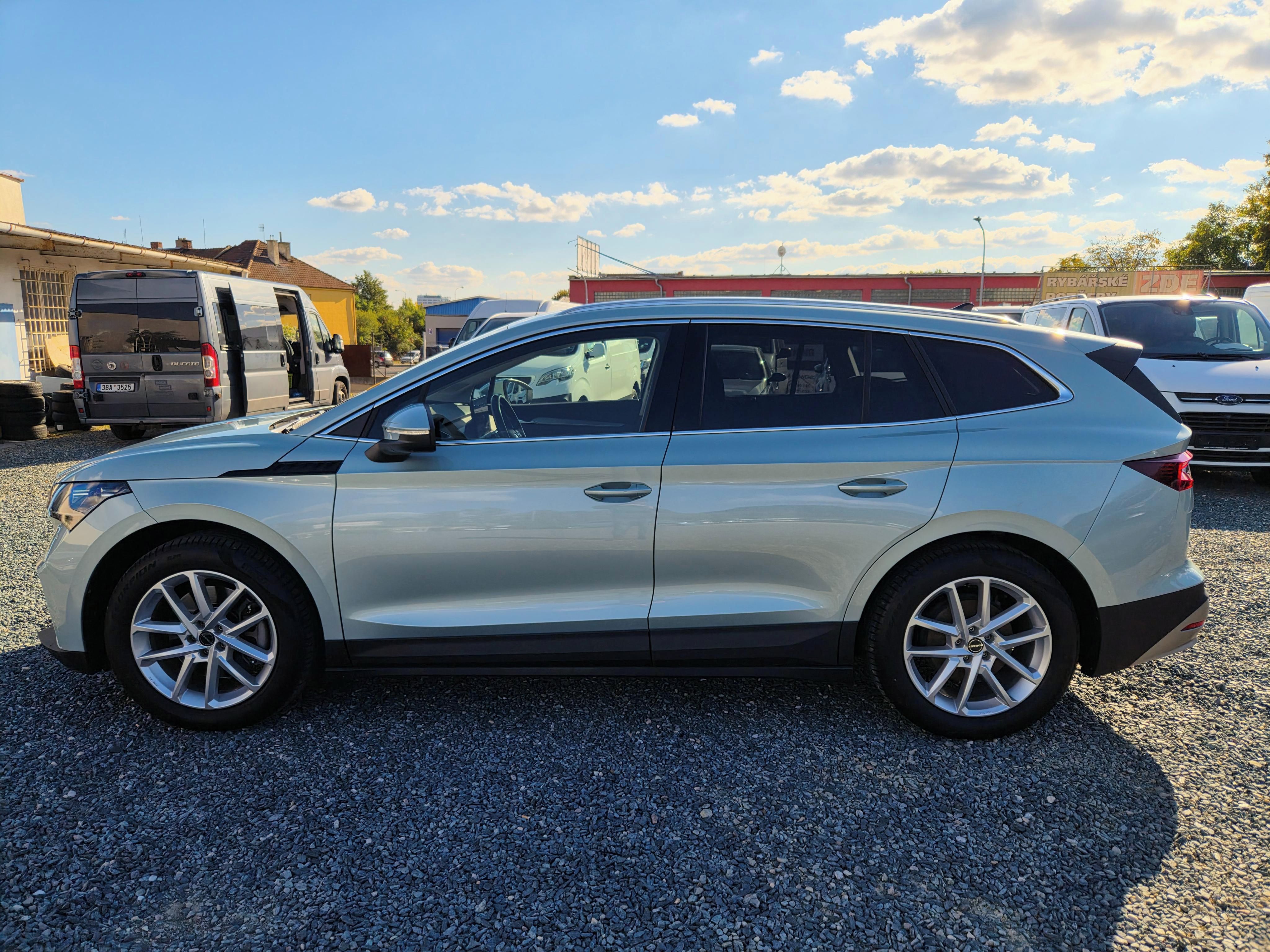 Škoda Enyaq, iV 80 150KW 88TKM T.ČERP - fotka 4