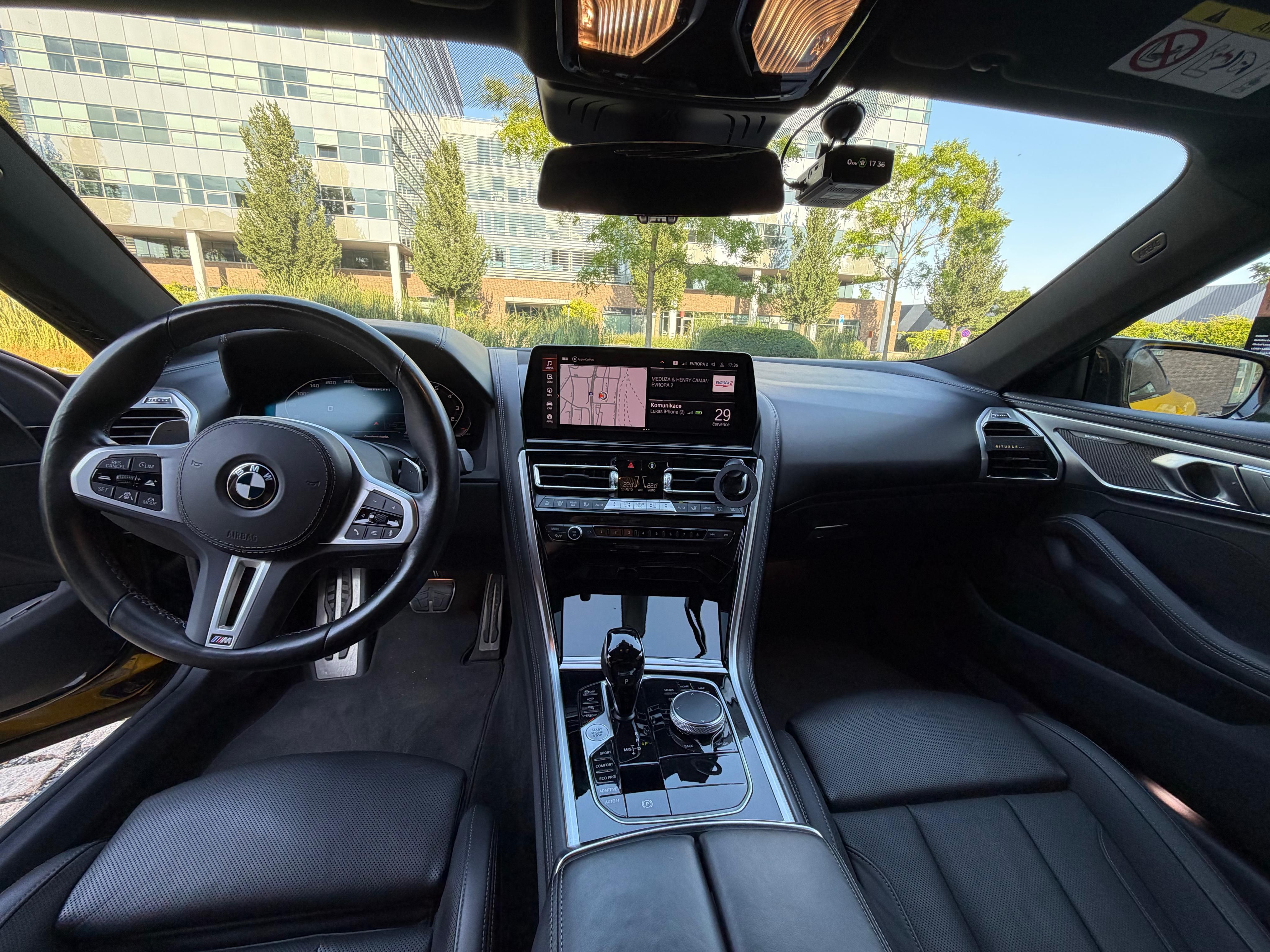 BMW Řada 8, M850i, REMUS ,PPF, odpočet DPH - fotka 6