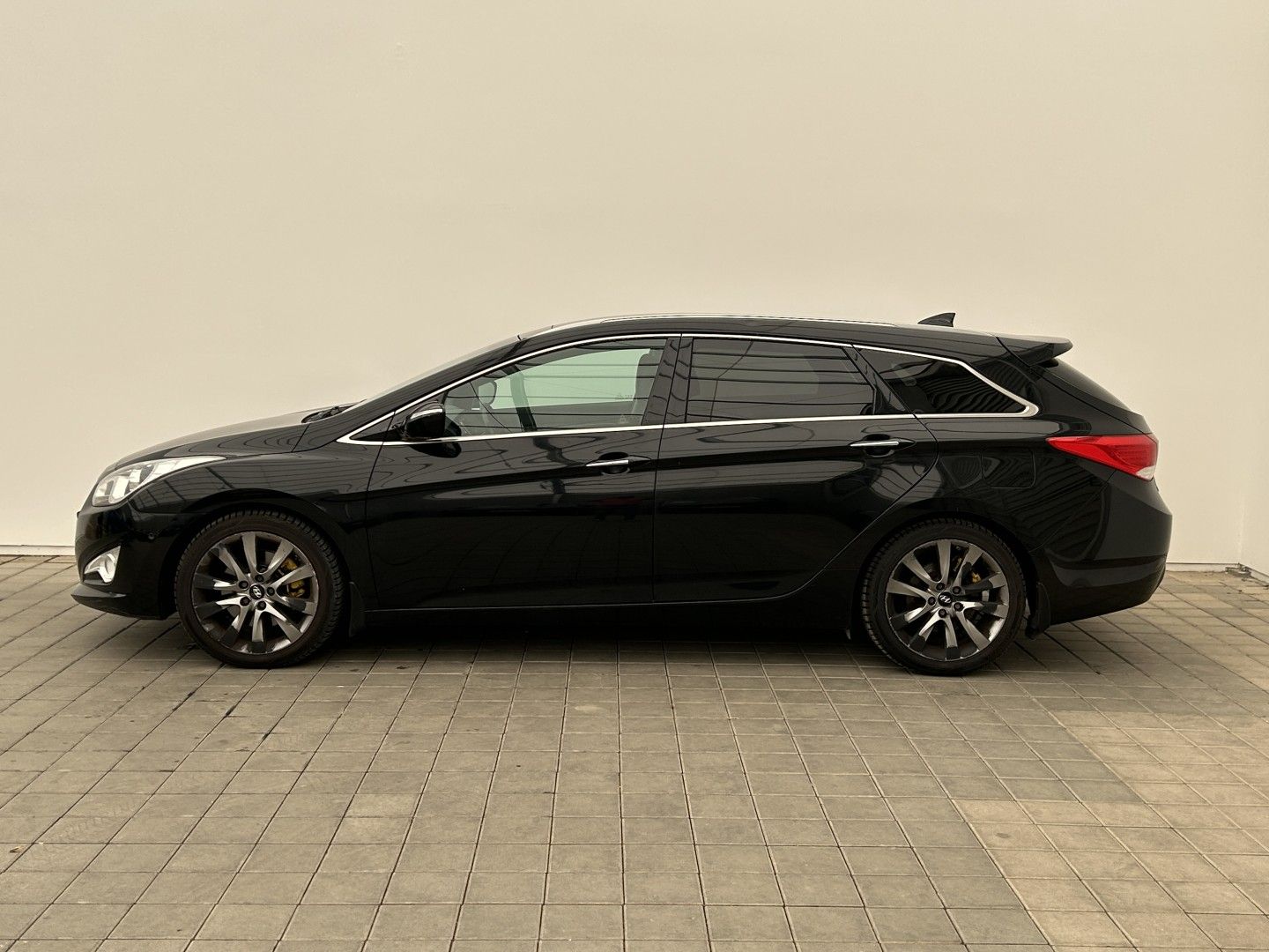 Hyundai i40, 2.0GDI 130kW Experience - fotka 2