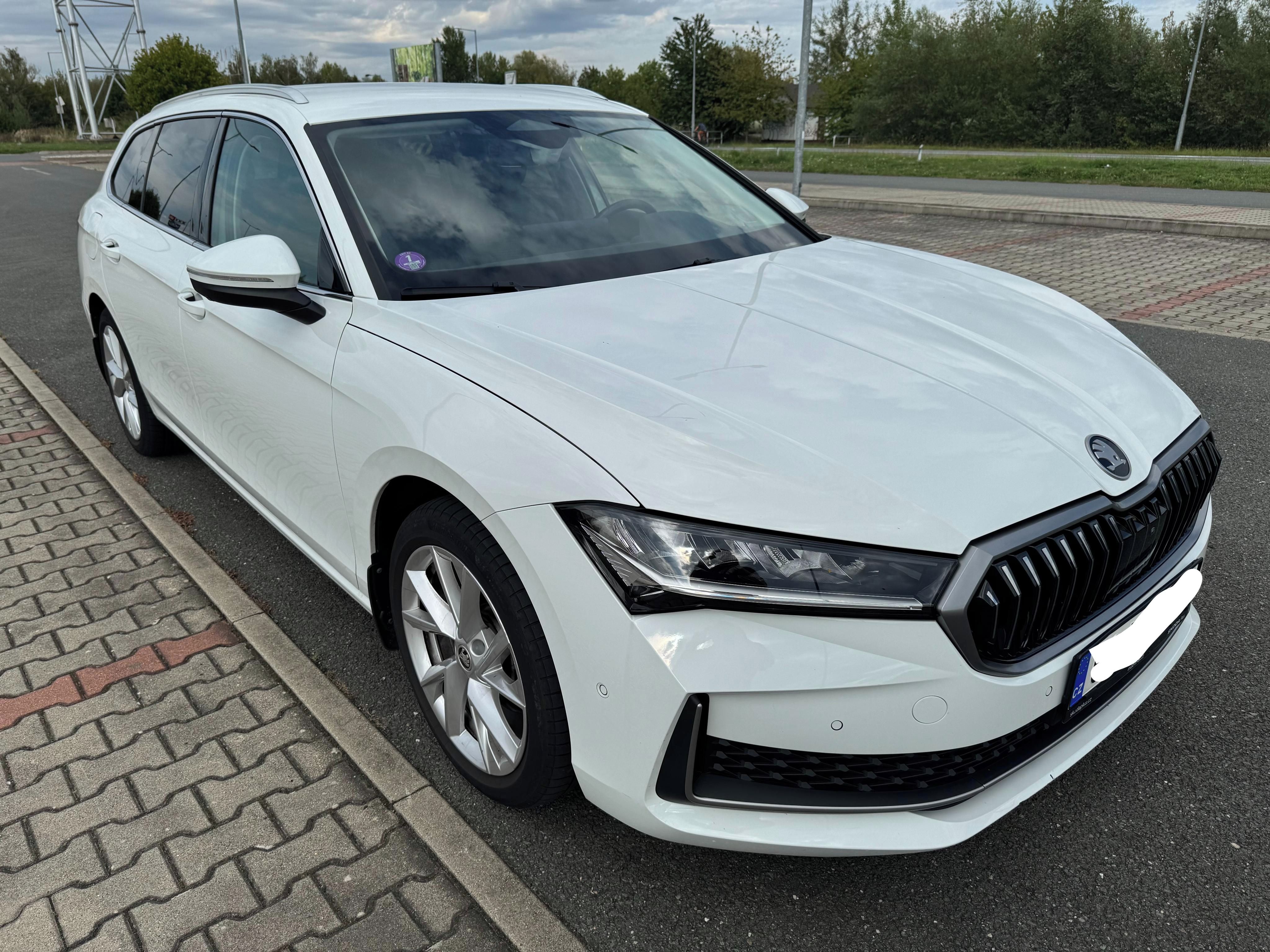 Škoda Superb, 1.5 TSI m-HEV - fotka 3
