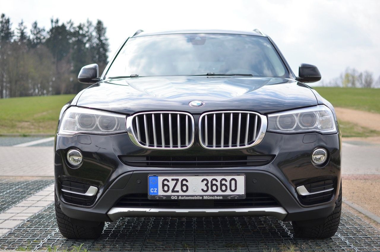 BMW X3, xDrive30d, automat, po servisu - fotka 2