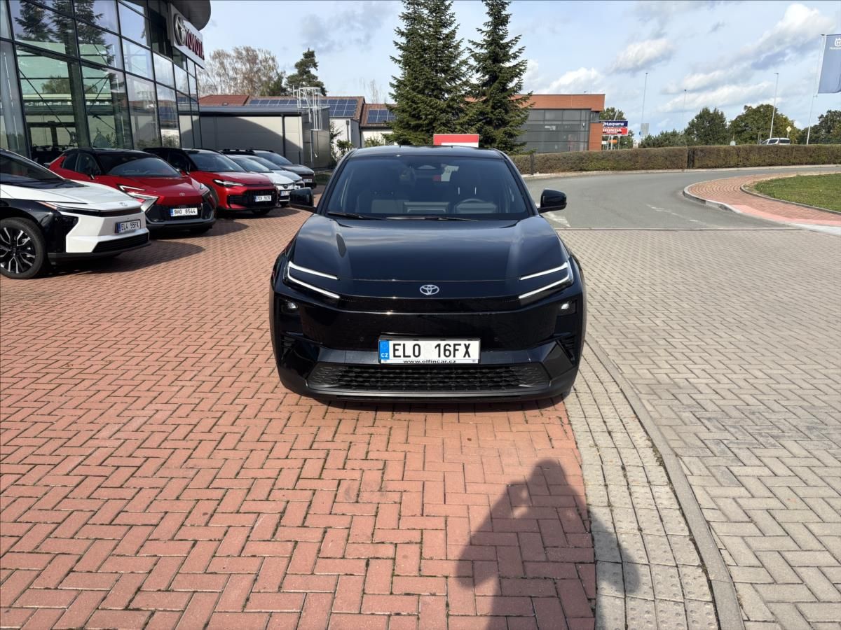 Toyota C-HR, Style 77 kWh - fotka 2