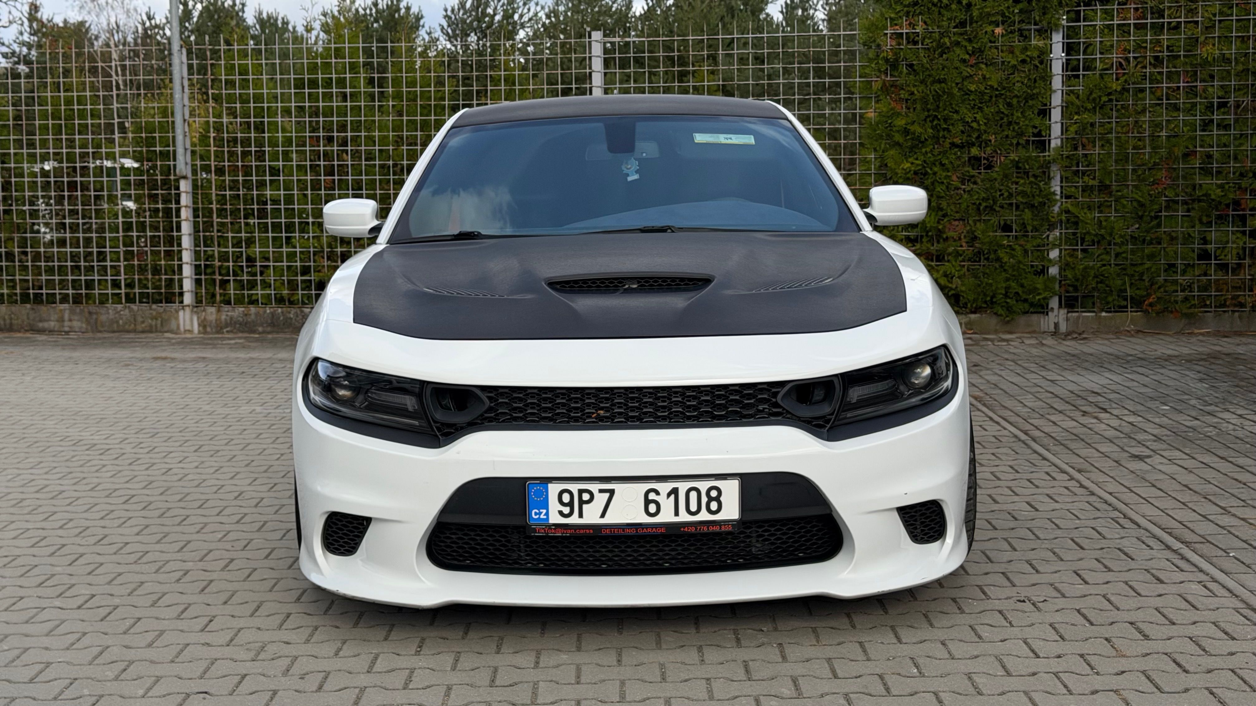 Dodge Charger, 6.2 Hemi SRT 527 KW - fotka 2