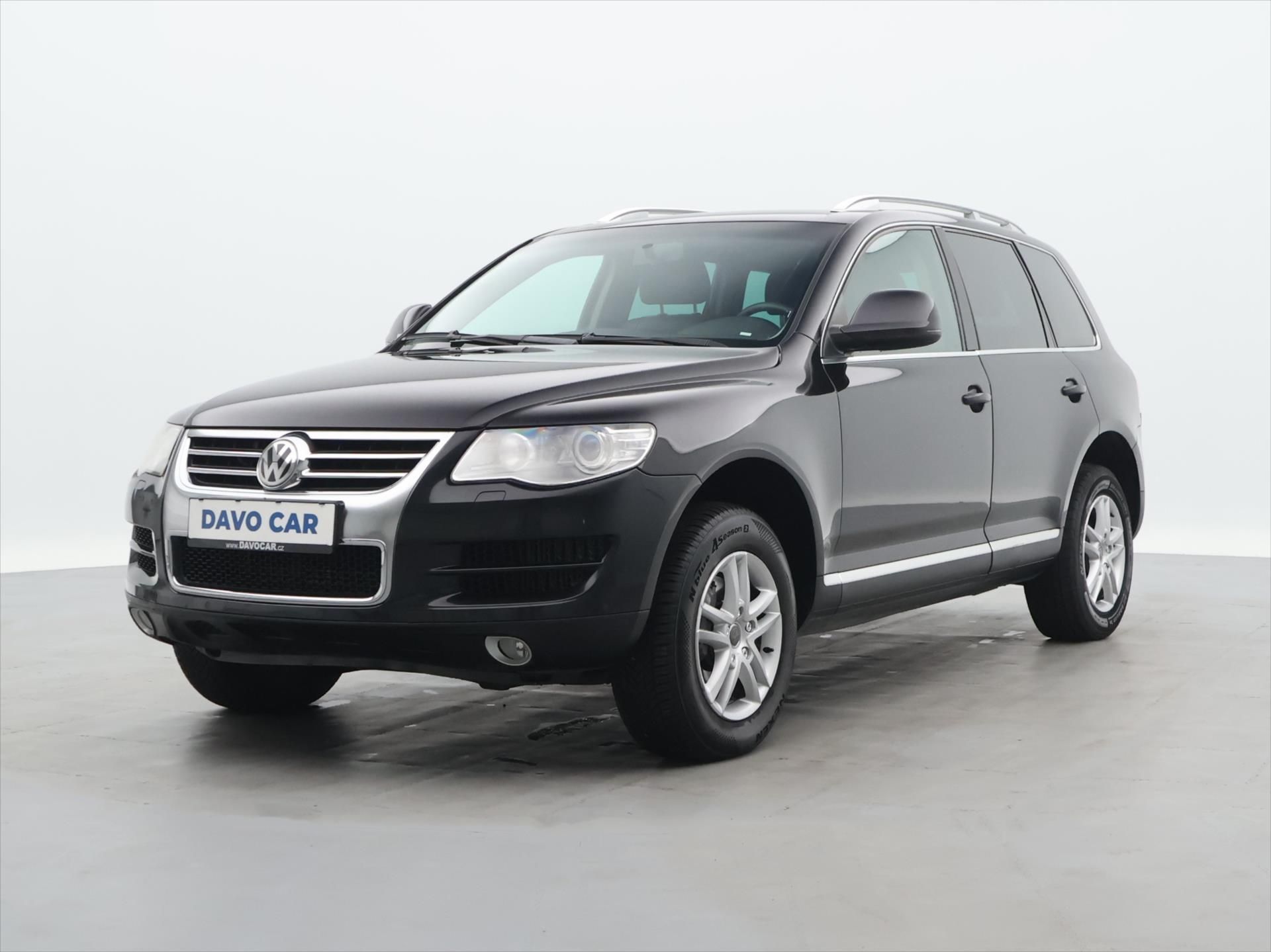 Volkswagen Touareg, 3,0 TDI V6 176kW Tiptronic CZ - fotka 3