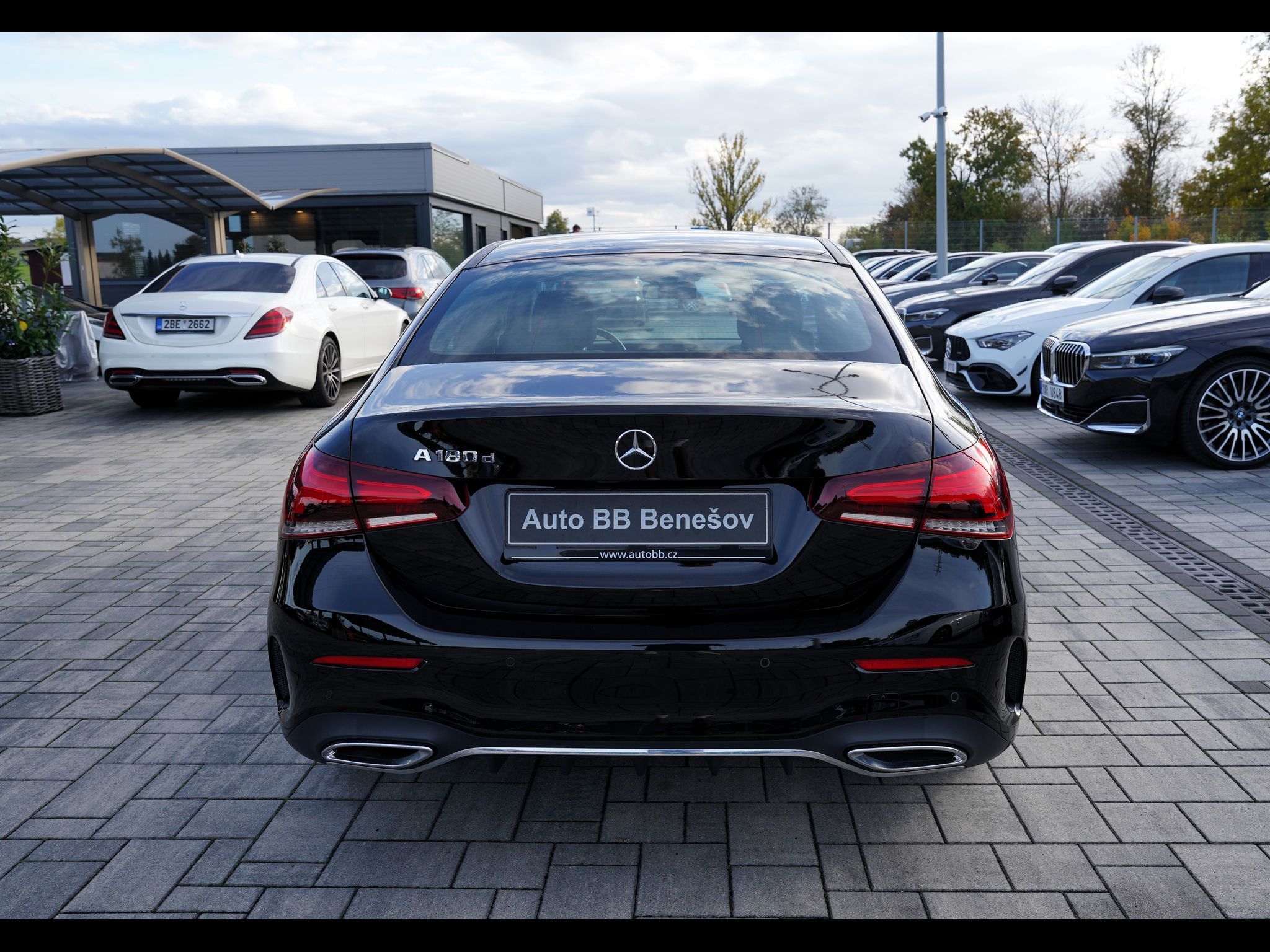 Mercedes-Benz Třídy A, A 180d AMG/7AT/kůže/Designo/ČR - fotka 5