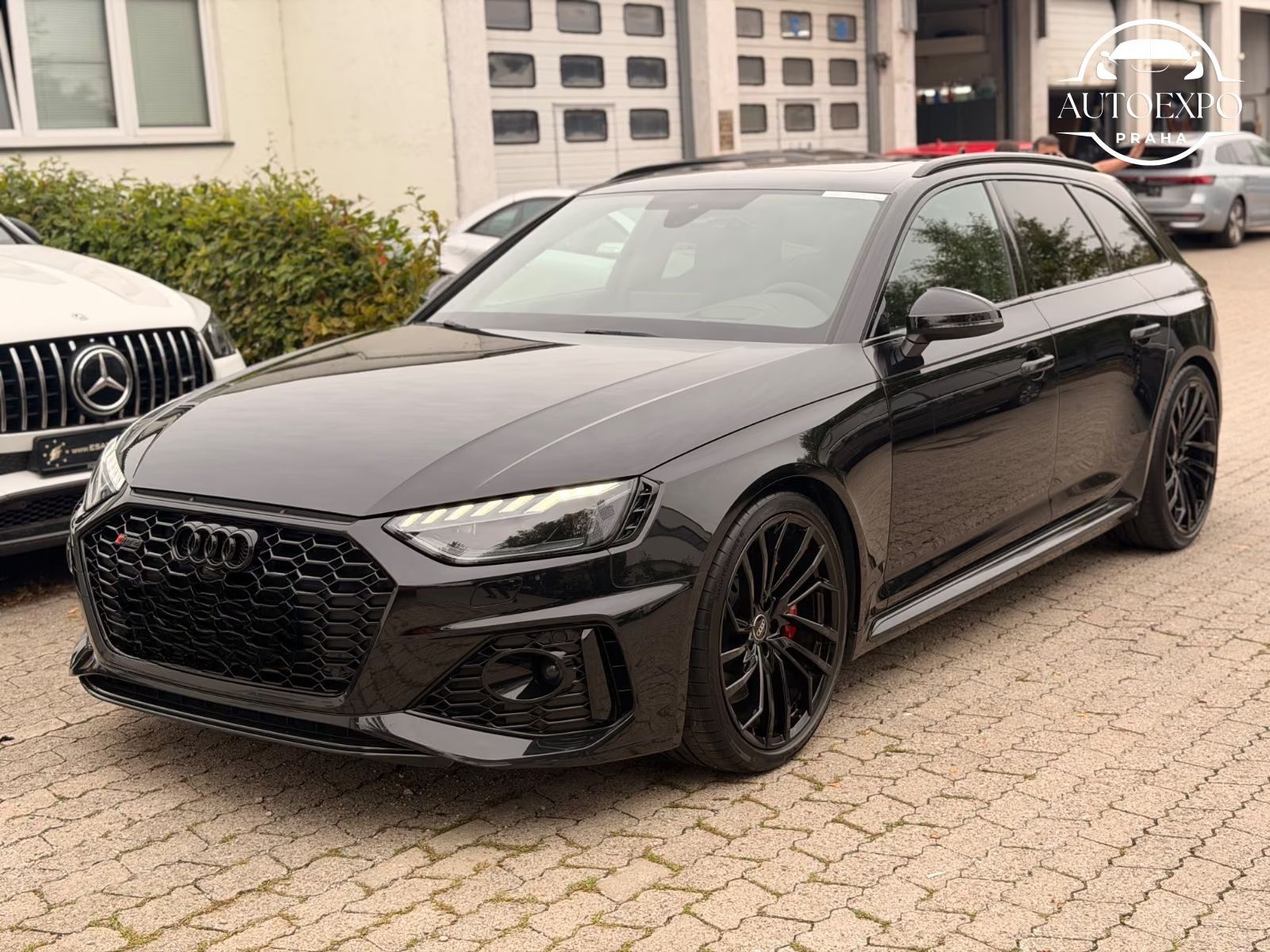 Audi RS4, Avant 2.9TFSI°B&O°Panorama* - fotka 2