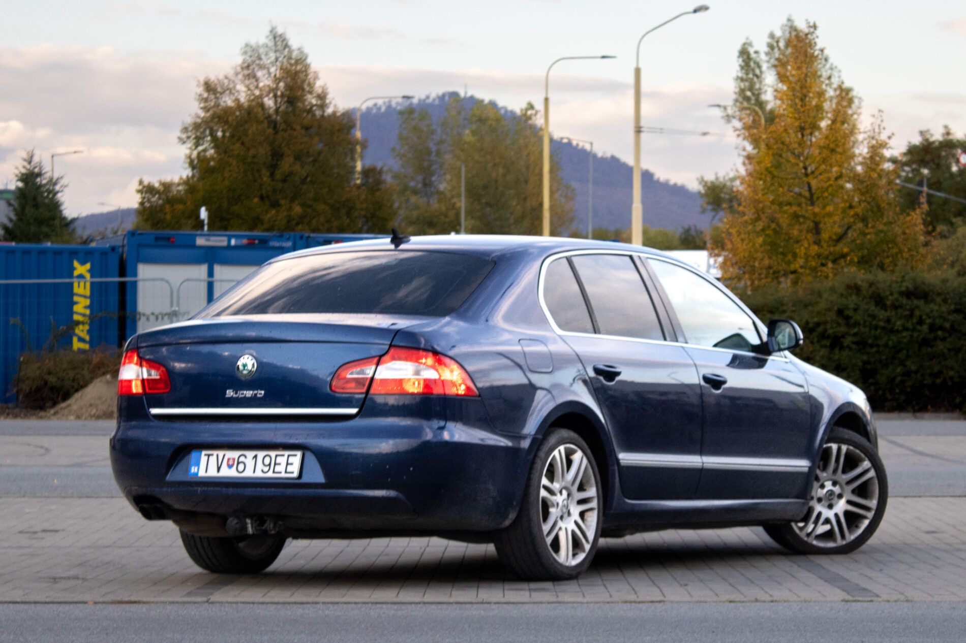 Škoda Superb - fotka 5