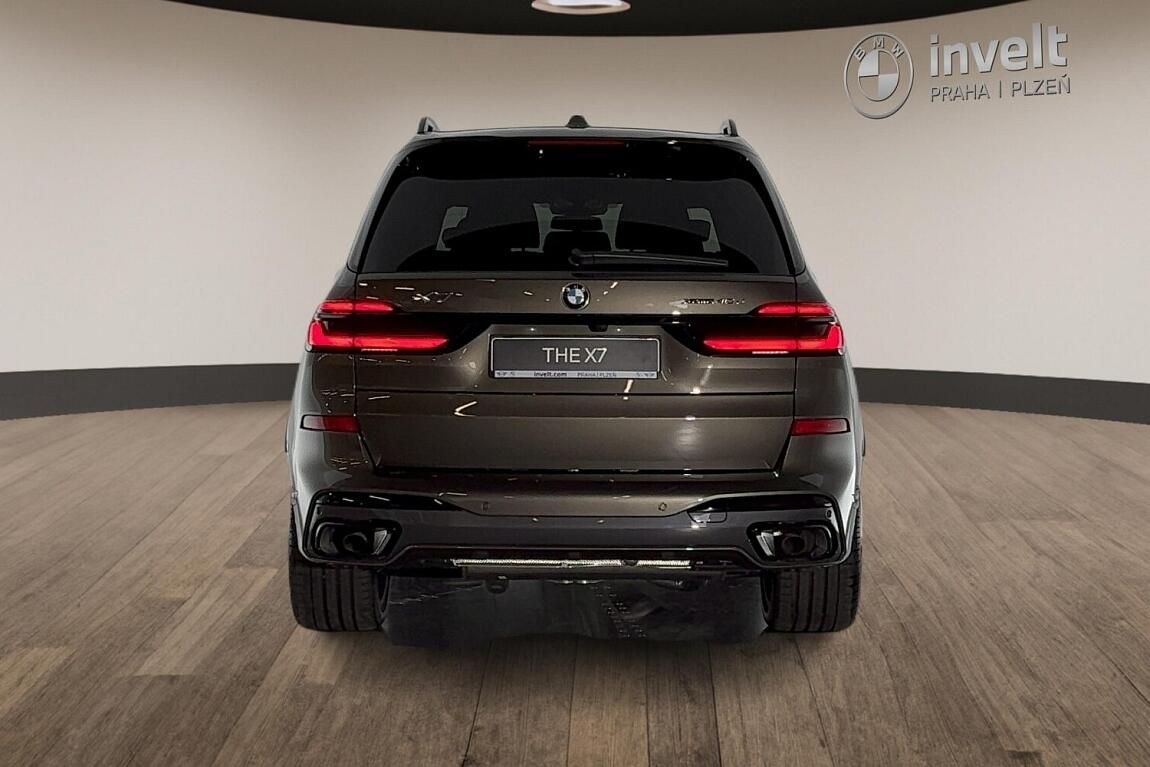 BMW X7, xDrive40d - fotka 4