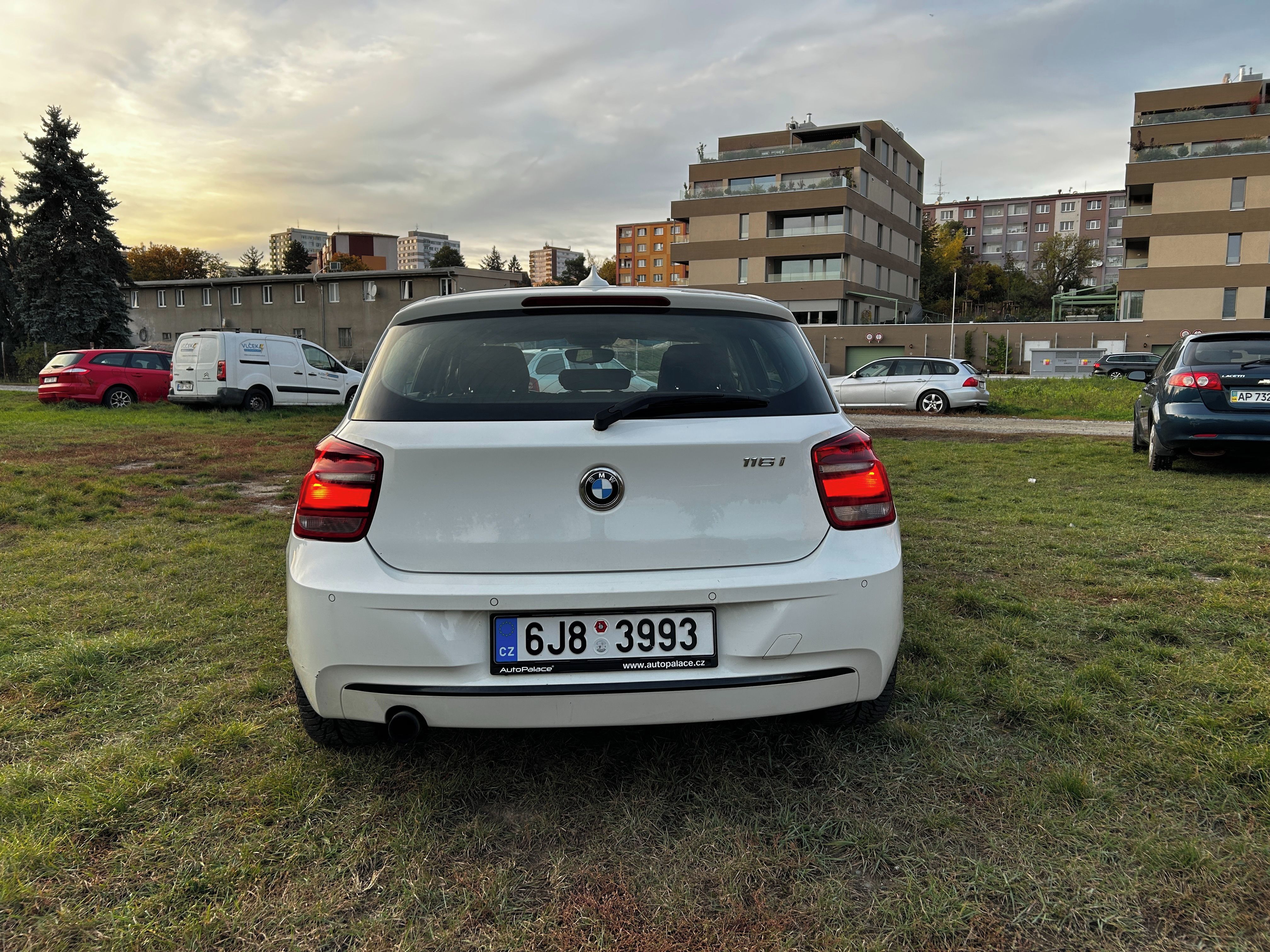 BMW Řada 1, F20 116i Sportline - fotka 6