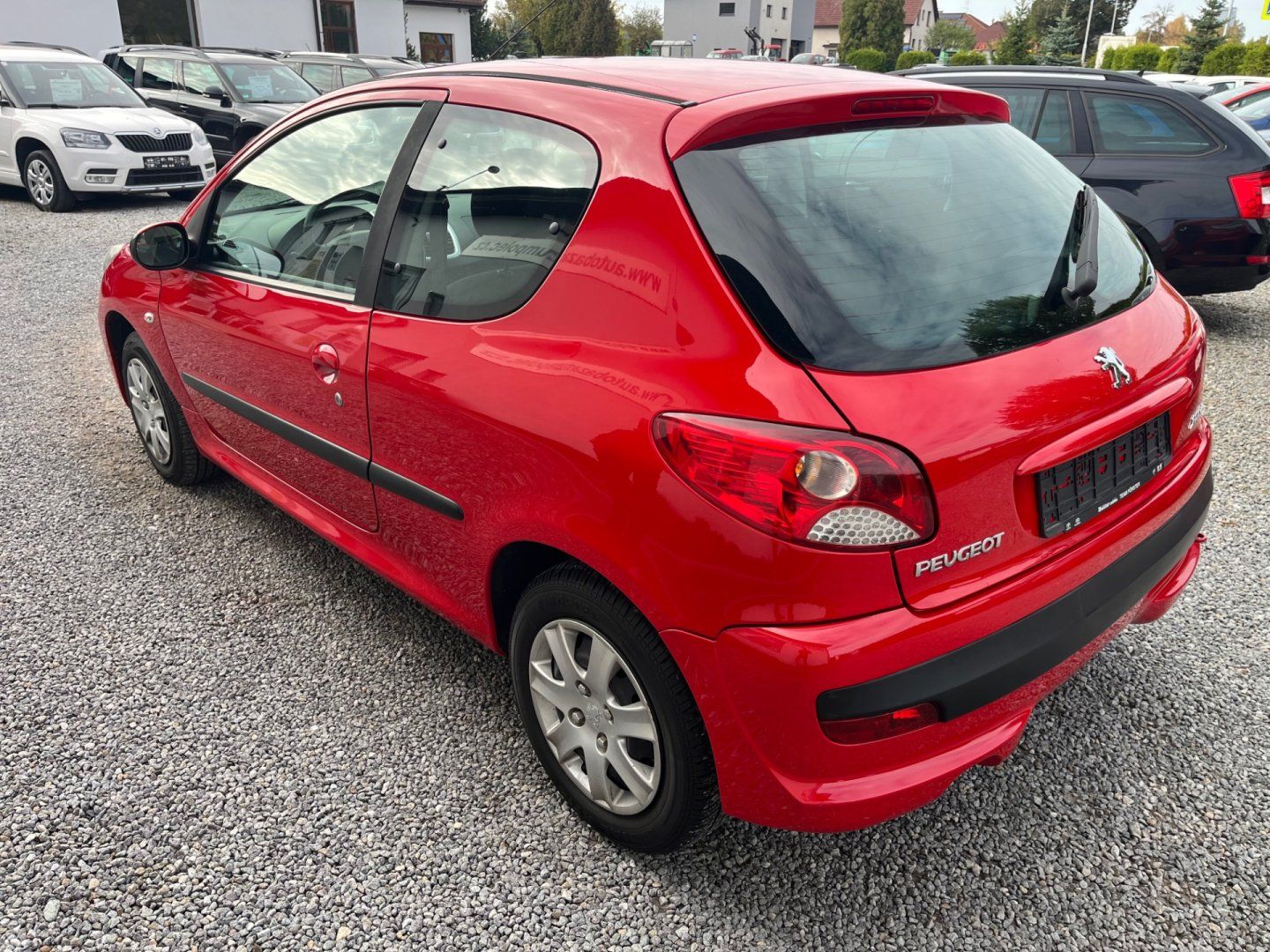 Peugeot 206, + 1.1 i - fotka 4