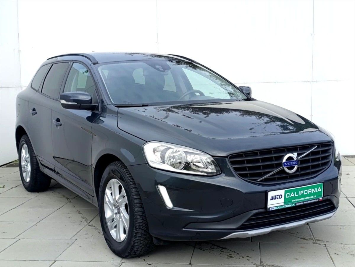 Volvo XC60, 2,4 D4 Automat.4x4,Navi,Kůže, - fotka 4
