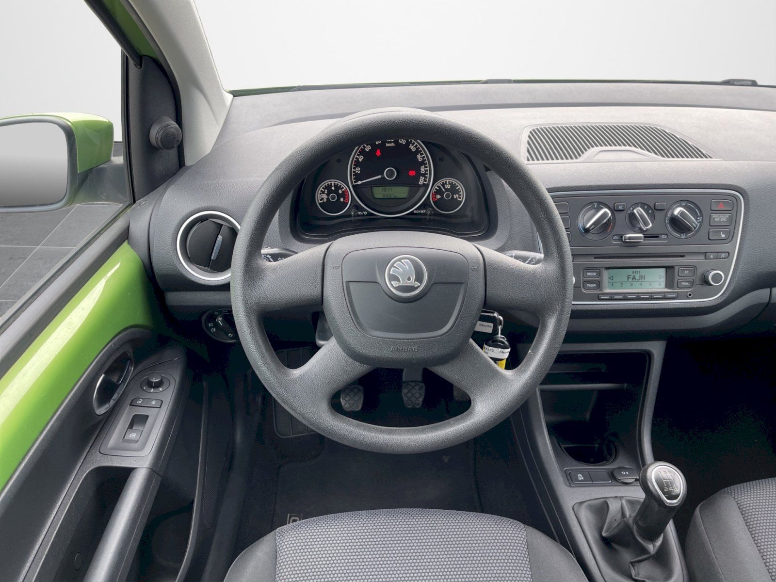 Škoda Citigo, 1.0 MPI 55 kW Elegance Plus - fotka 6