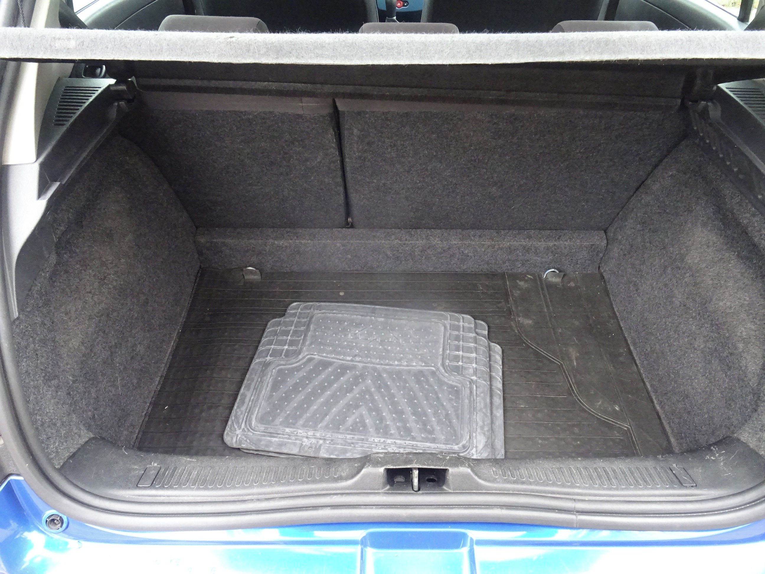 Renault Clio, 1.2 48 kW - fotka 5