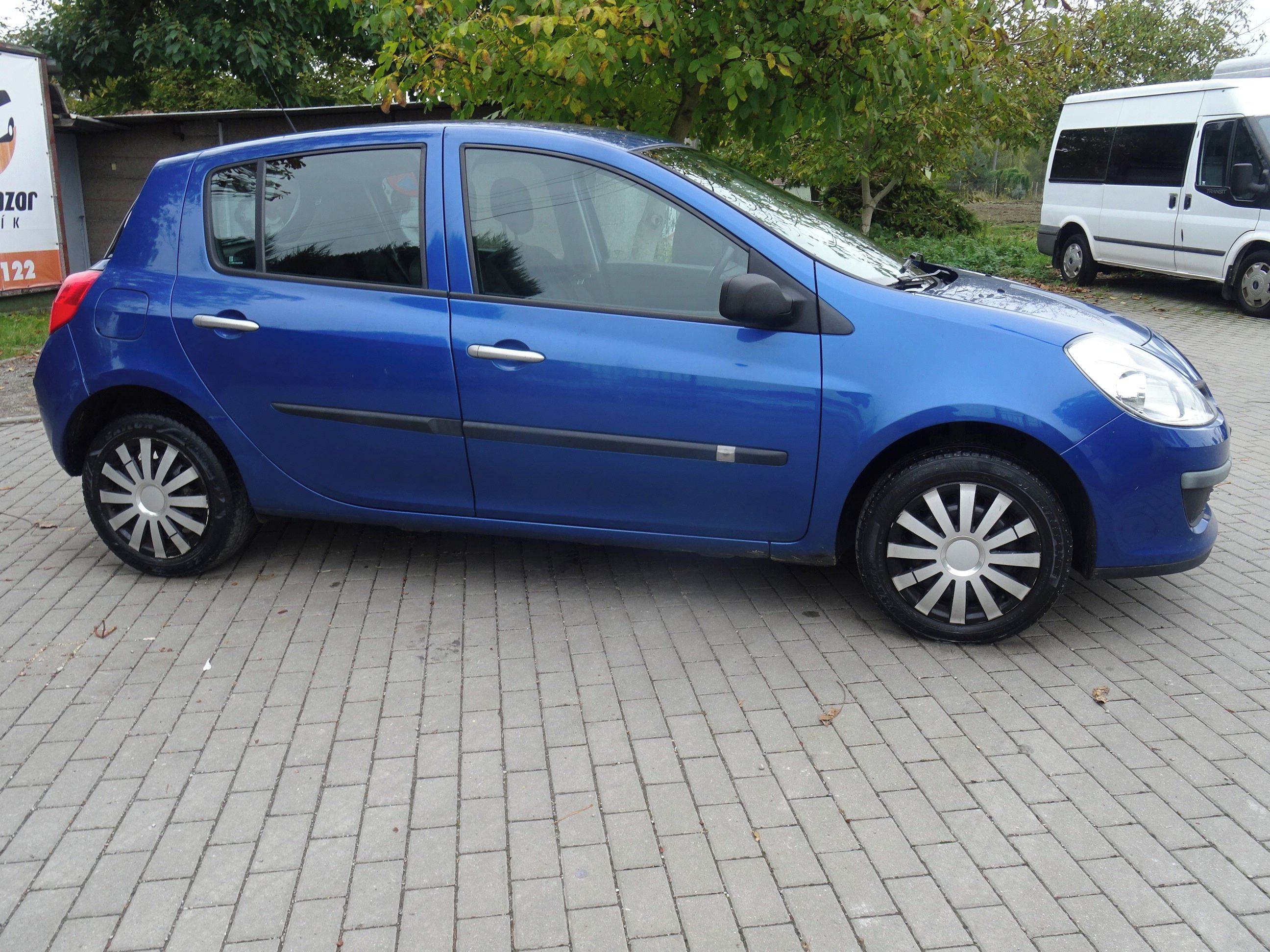 Renault Clio, 1.2 48 kW - fotka 2