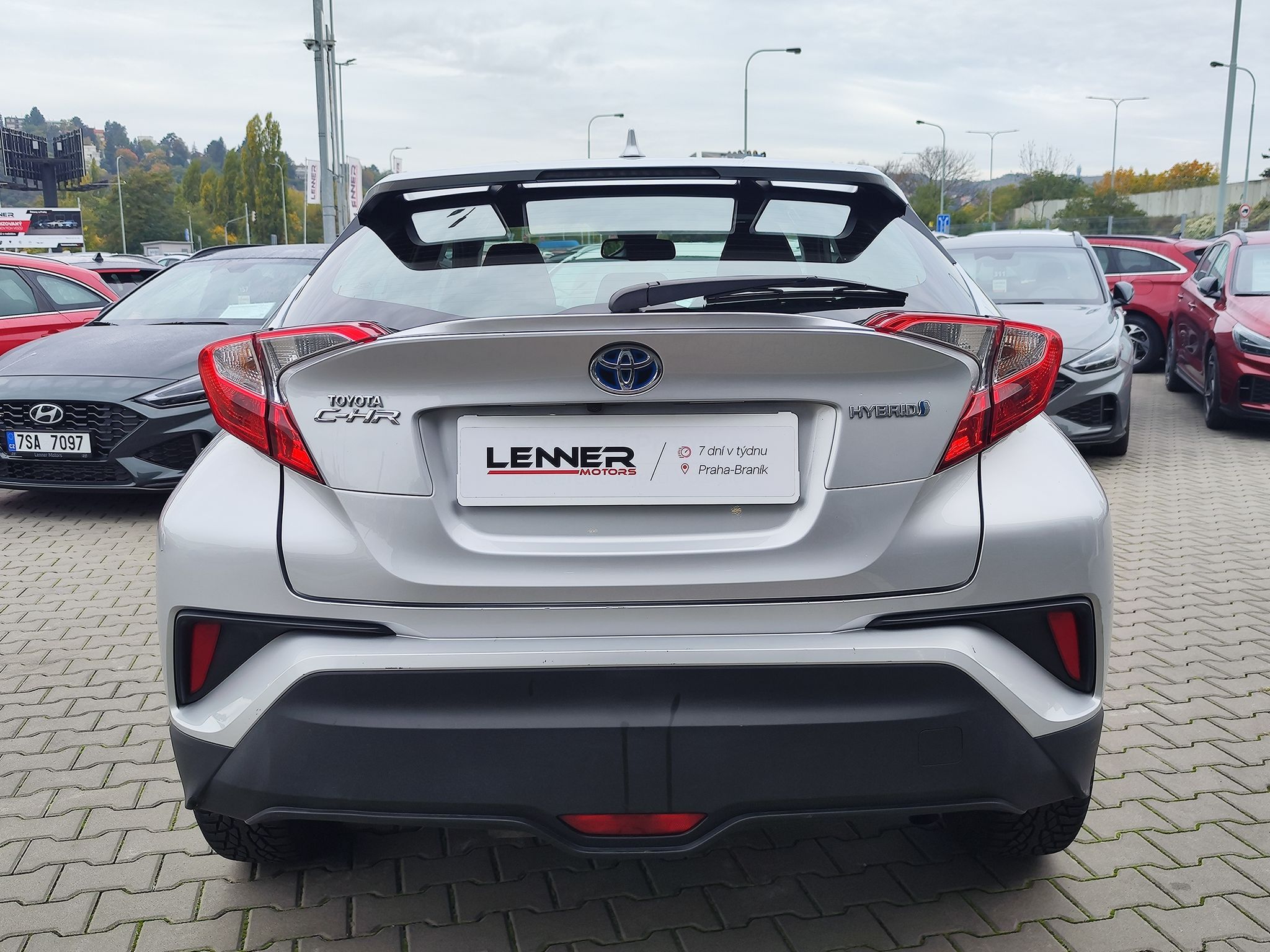 Toyota C-HR, 1.8 HEV/90kW Comfort e-CVT - fotka 6