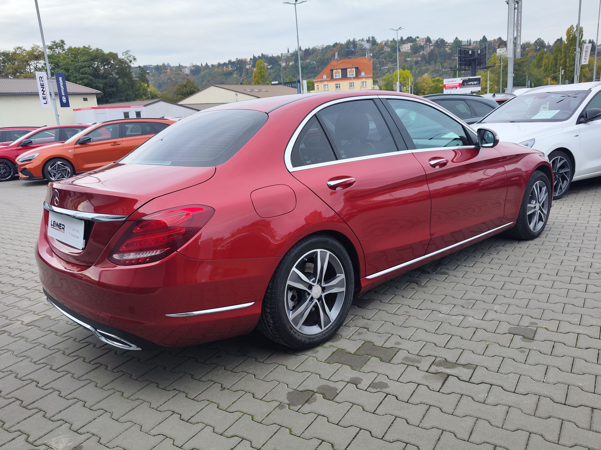 Mercedes-Benz Třídy C, 250d/150kW 4MATIC AT - fotka 5