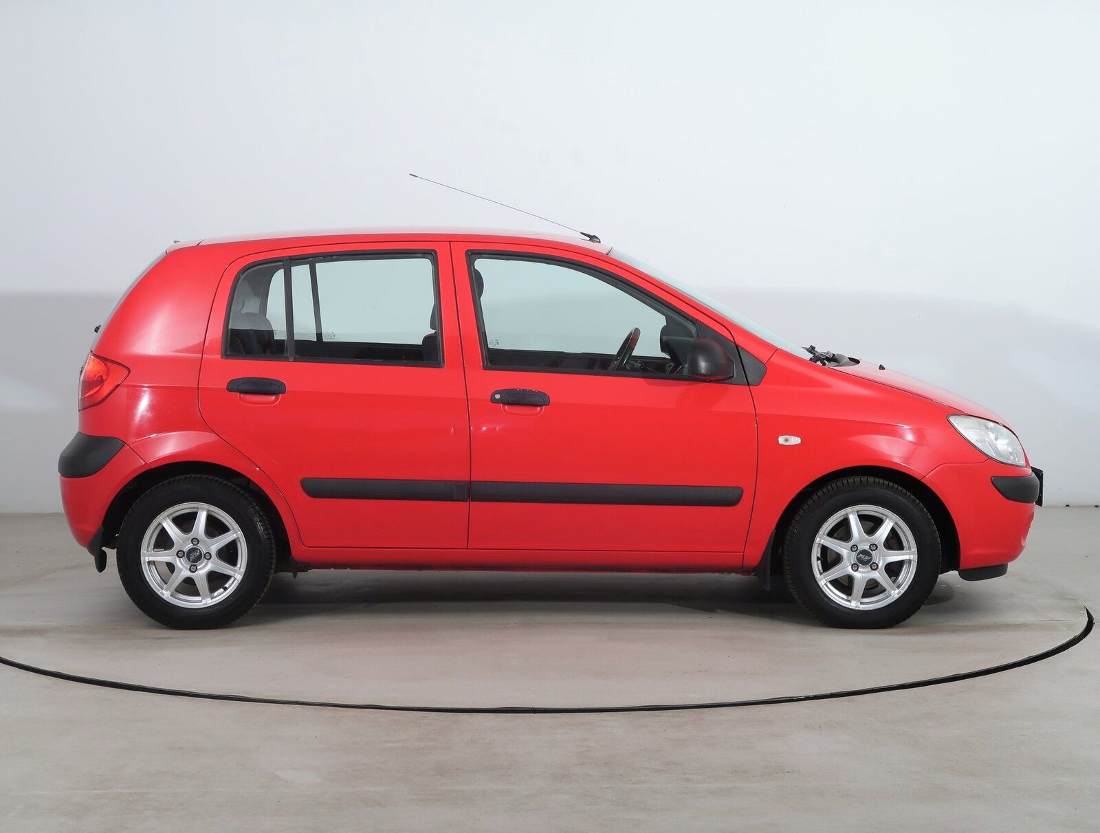 Hyundai Getz, 1.4i, zamluveno - fotka 6