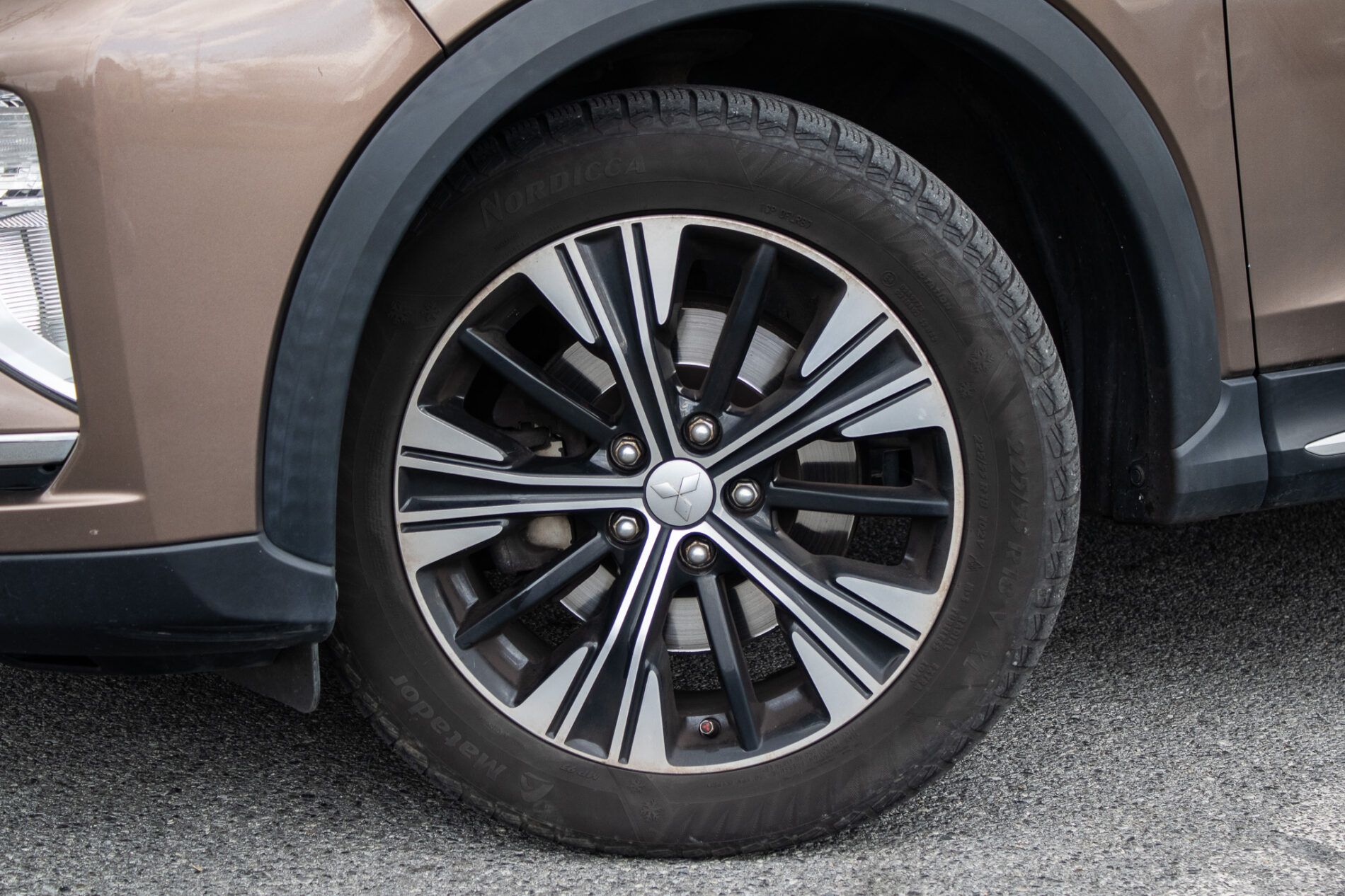 Mitsubishi Eclipse Cross - fotka 6