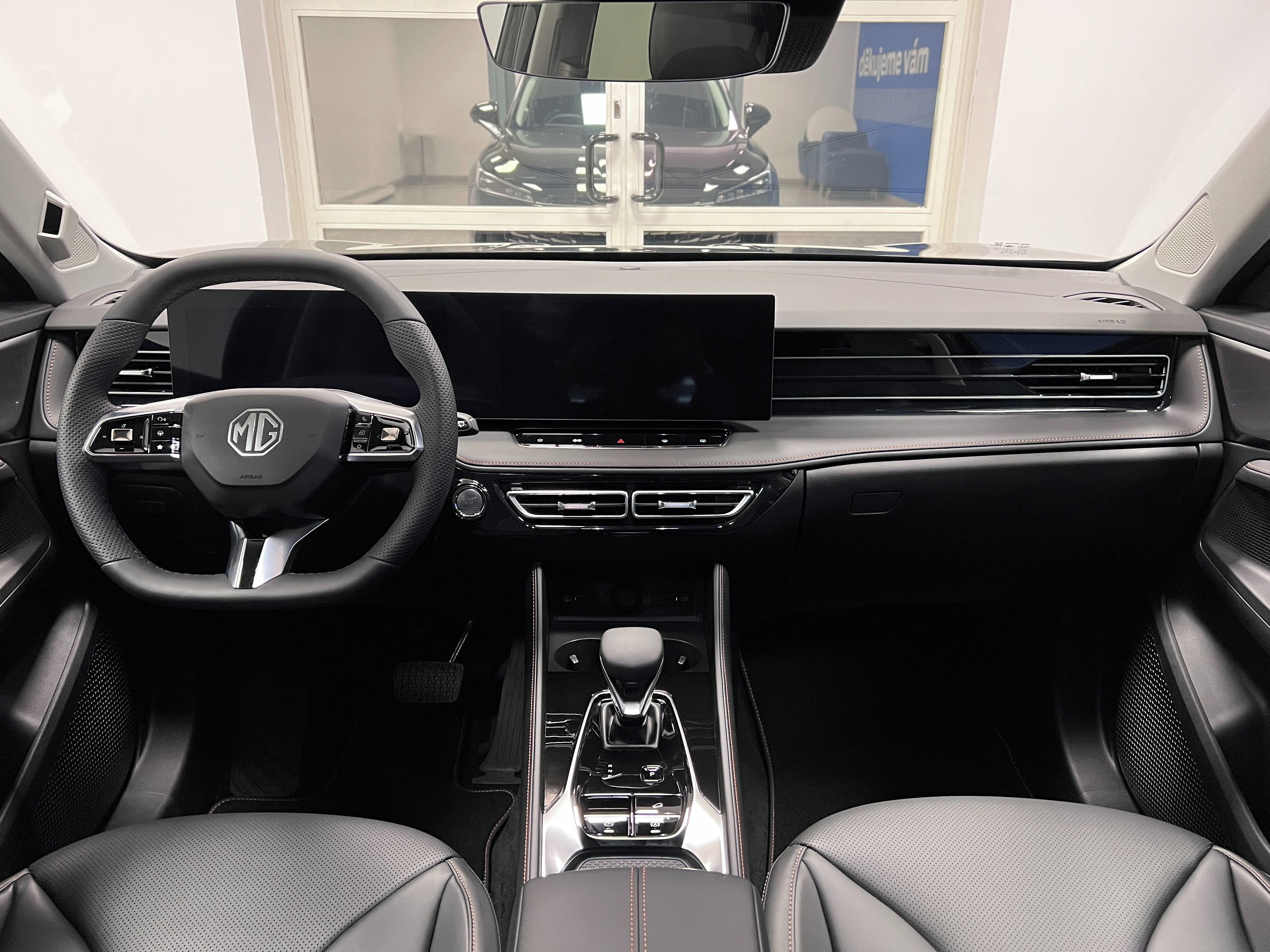MG HS, PHEV 1.5T Exclusive AT - fotka 5