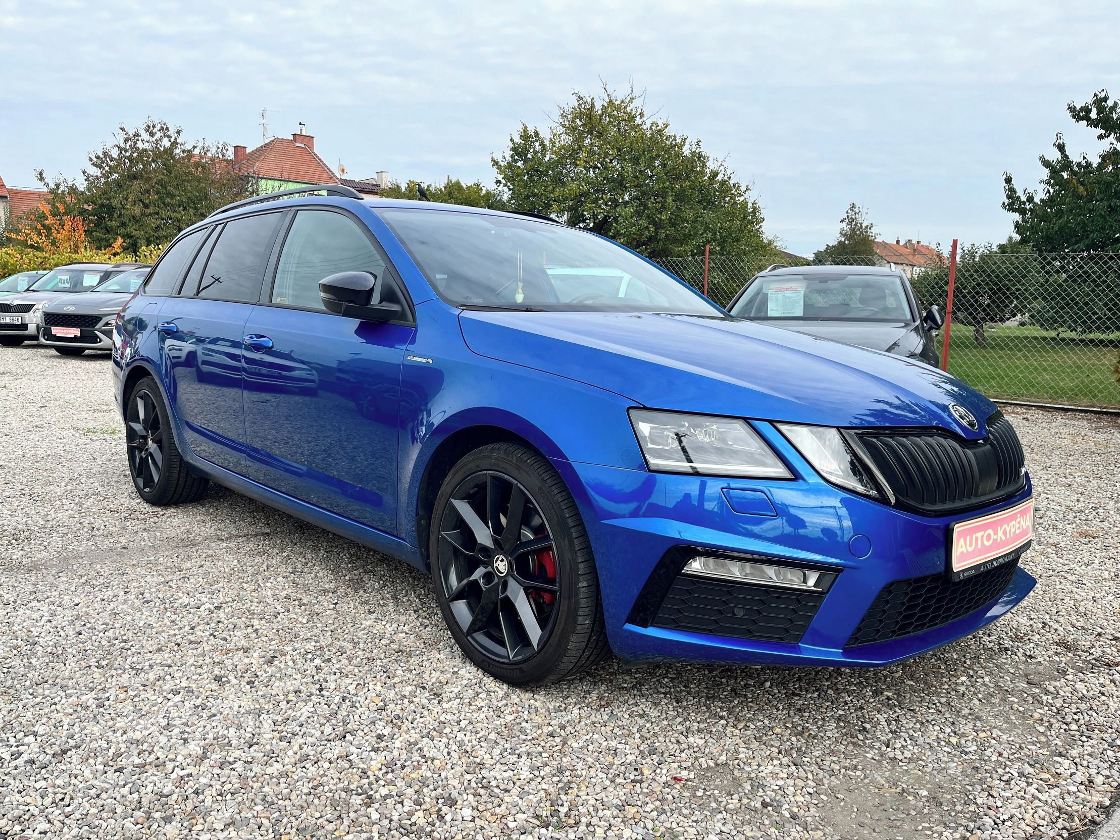 Škoda Octavia, 2.0TDi-135kW,,RS''ČR, DSG, NAV - fotka 6