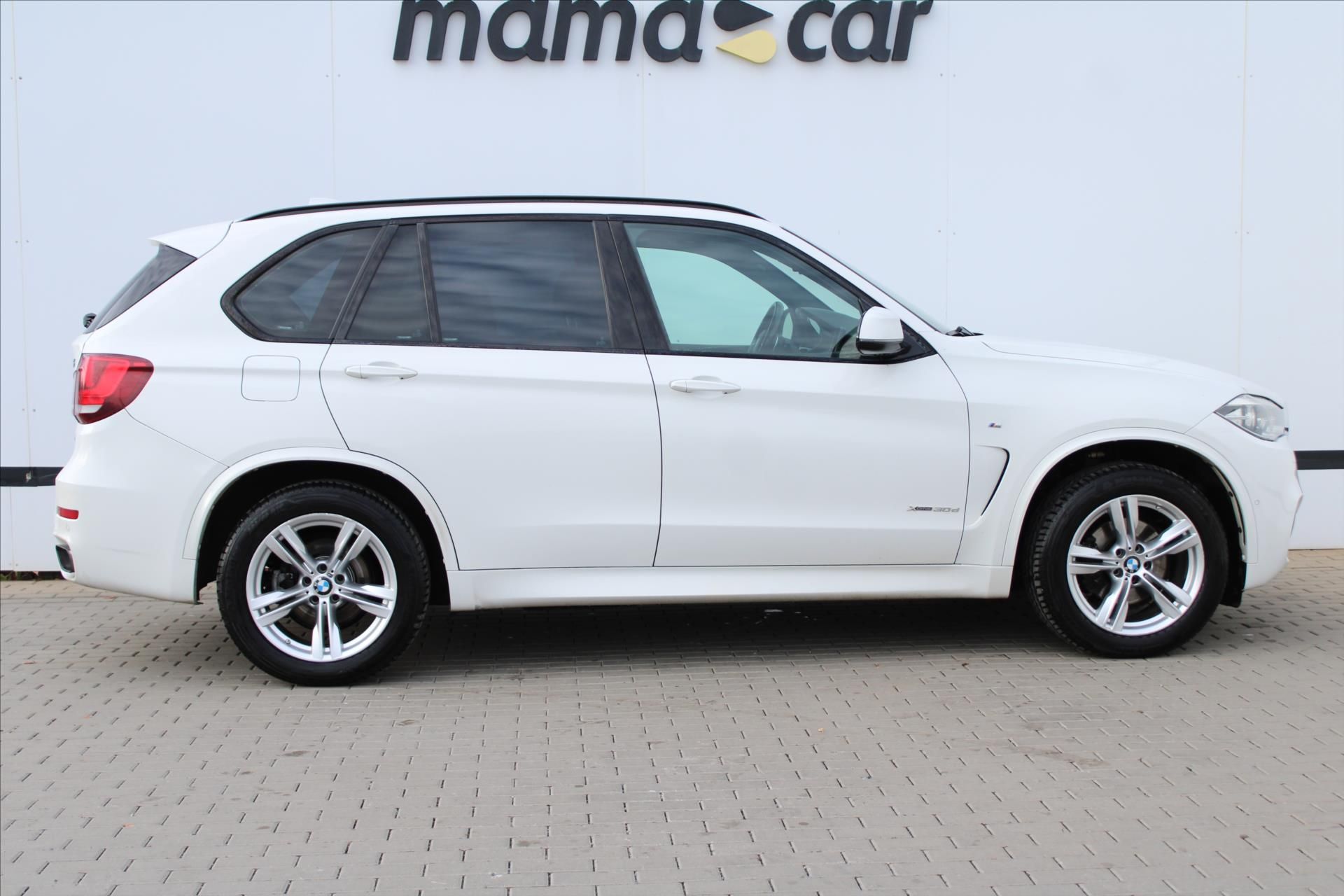 BMW X5, 30d 190kW M PAKET ČR - fotka 2