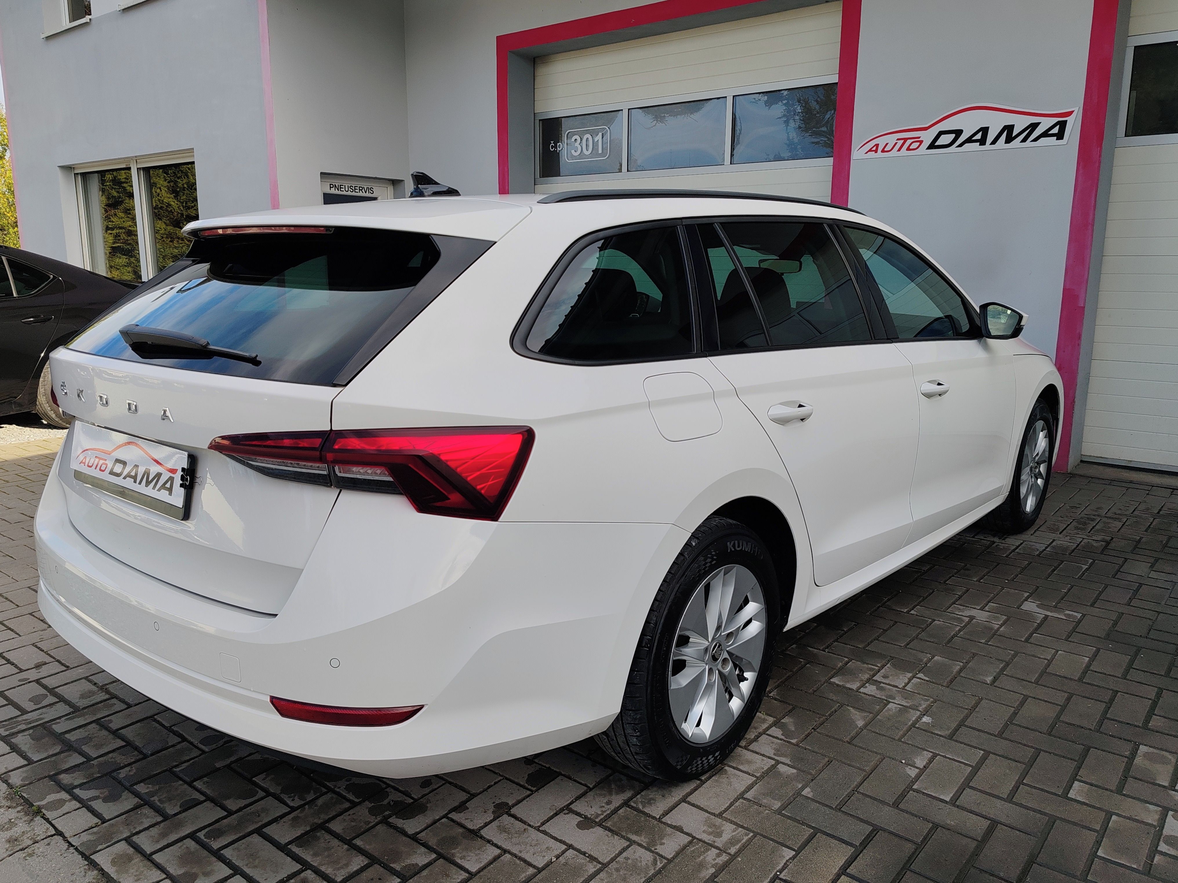 Škoda Octavia, 2.0TDI Ambition 1 Maj*ČR*DPH - fotka 4