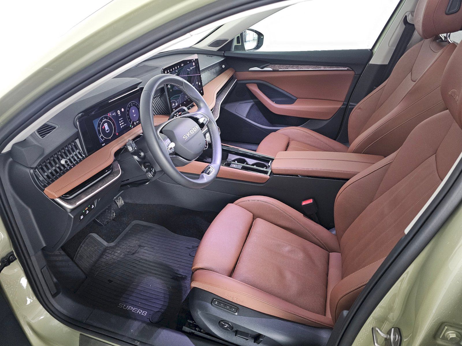 Škoda Superb, Combi 2.0TDI 142kW 4X4 Laurin - fotka 6