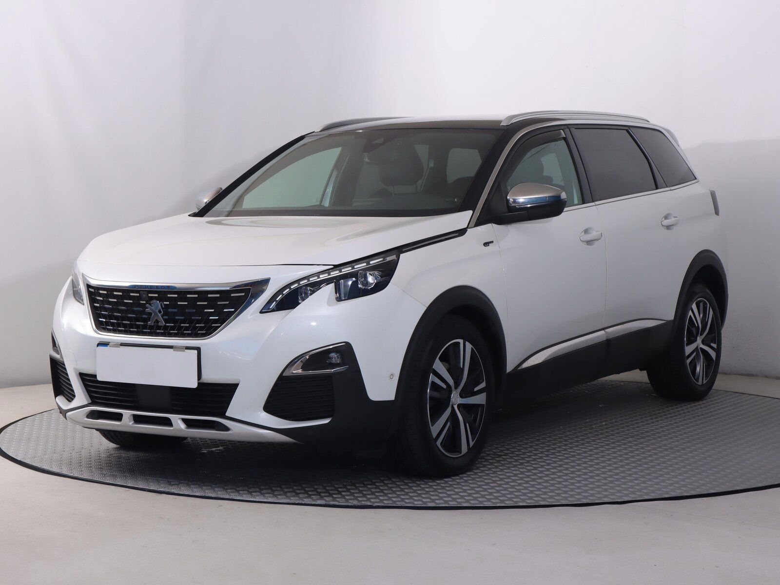 Peugeot 5008, 2.0 BlueHDi, Automat, 7 míst - fotka 2