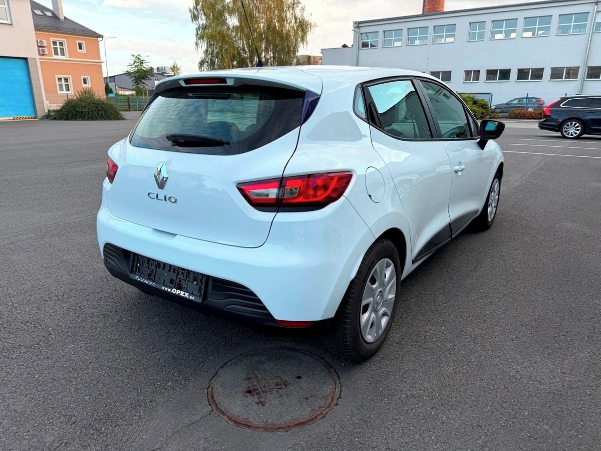 Renault Clio, 1.2i 54kW klima*servo*serviska - fotka 6