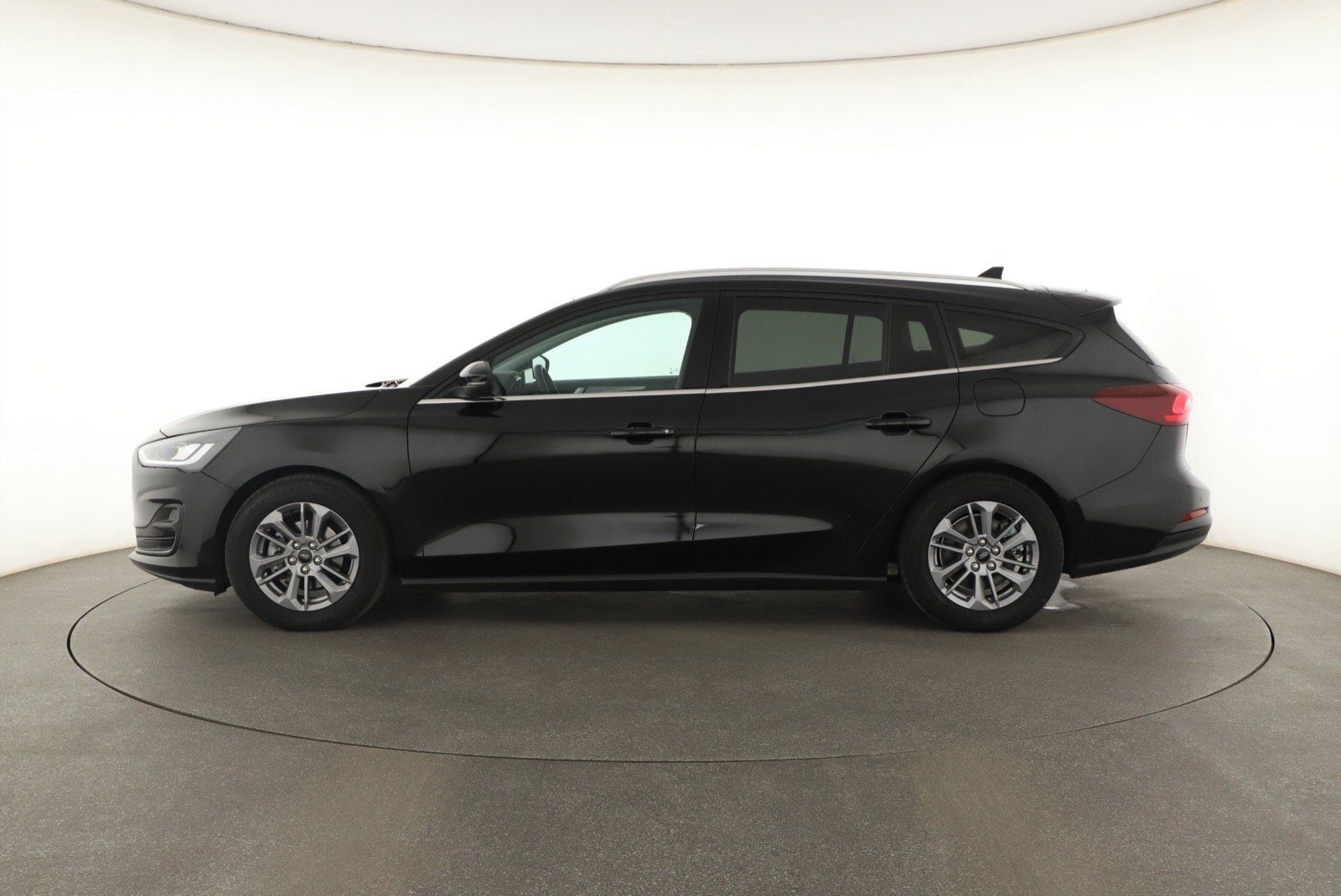 Ford Focus, 1.0 MHEV, Titanium, Automat - fotka 3