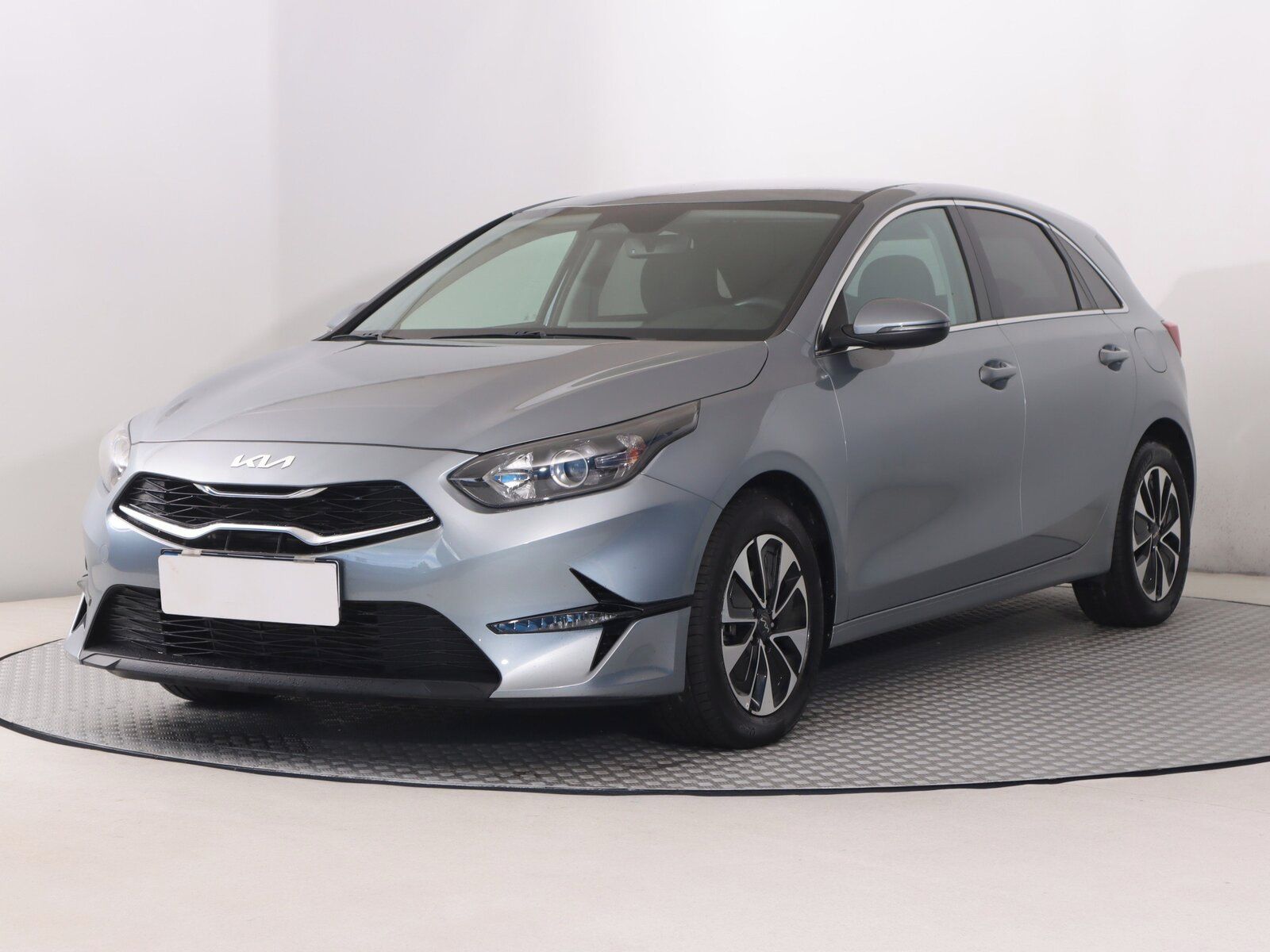 Kia Cee´d, 1.5 T-GDI, Gold, Serv.kniha - fotka 2