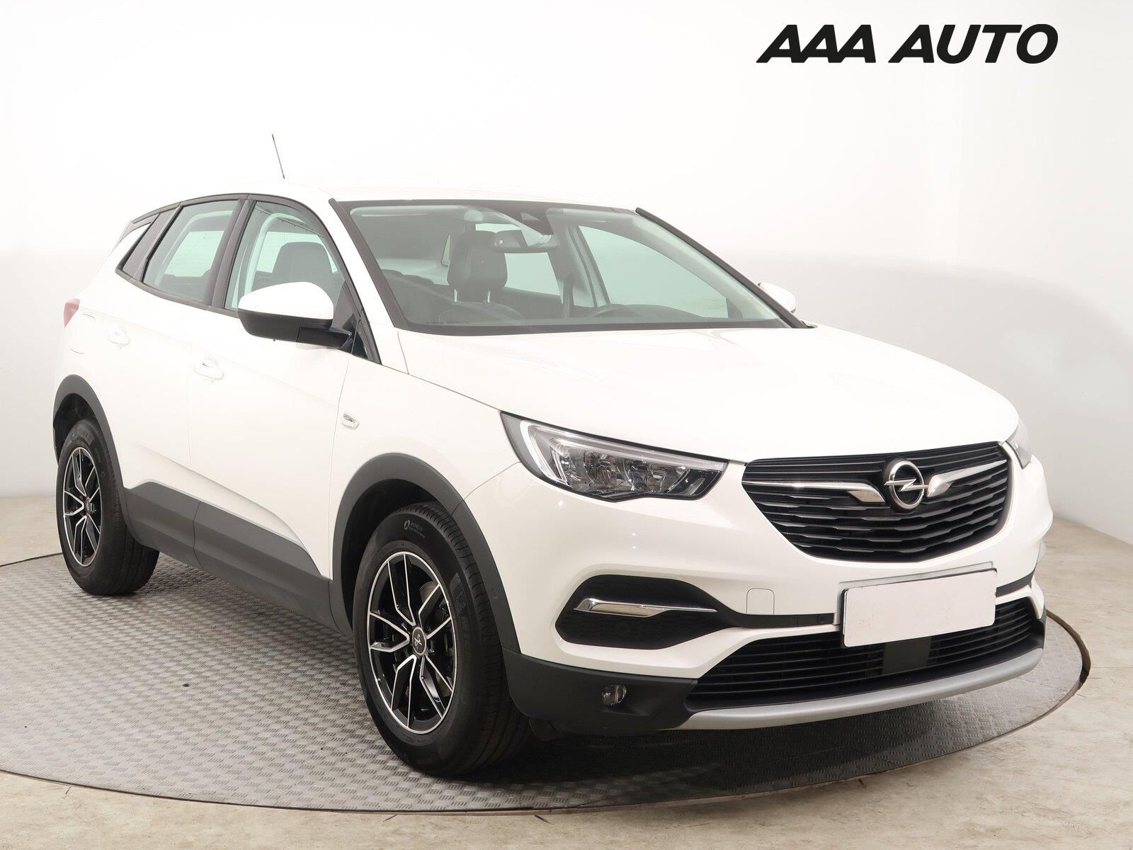 Opel Grandland X, 1.2 Turbo, Záruka, ČR,1.maj