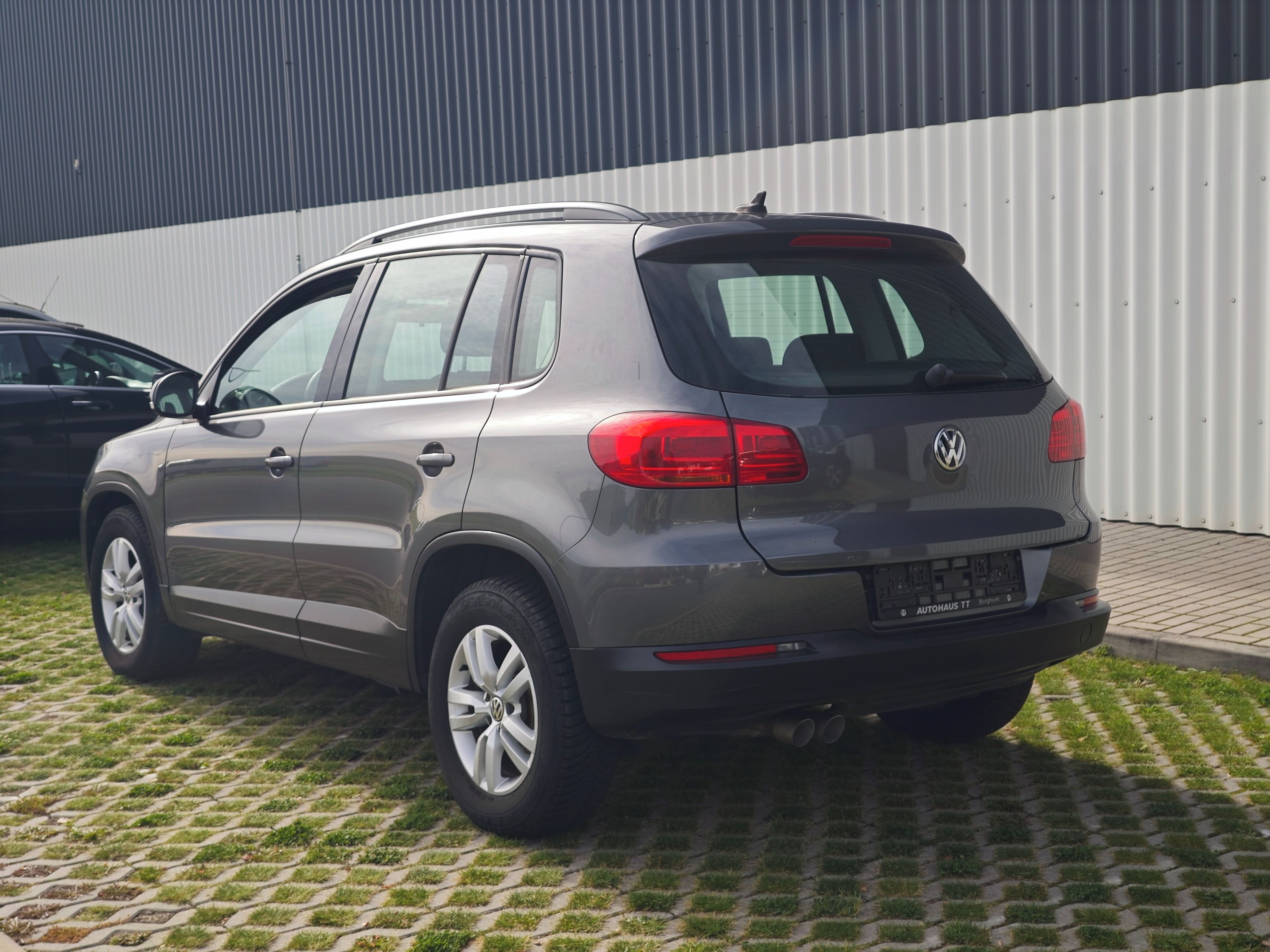 Volkswagen Tiguan, 1.majitel, tažné - fotka 4