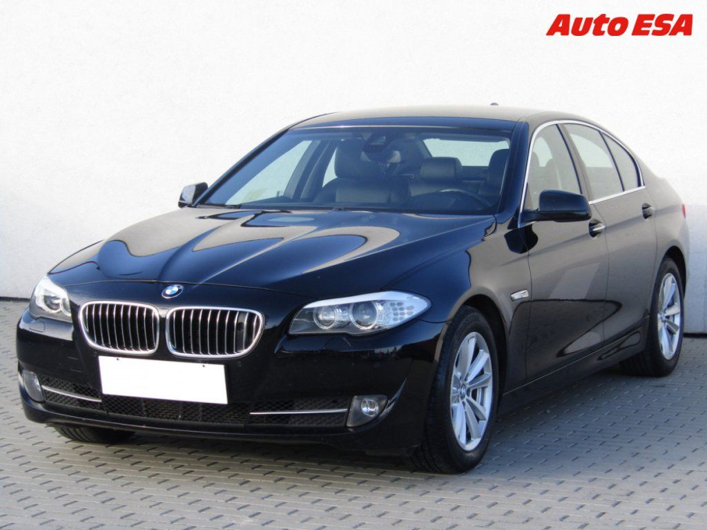 BMW Řada 5, 3.0D xD,ČR,AT,STK9/28 - fotka 3