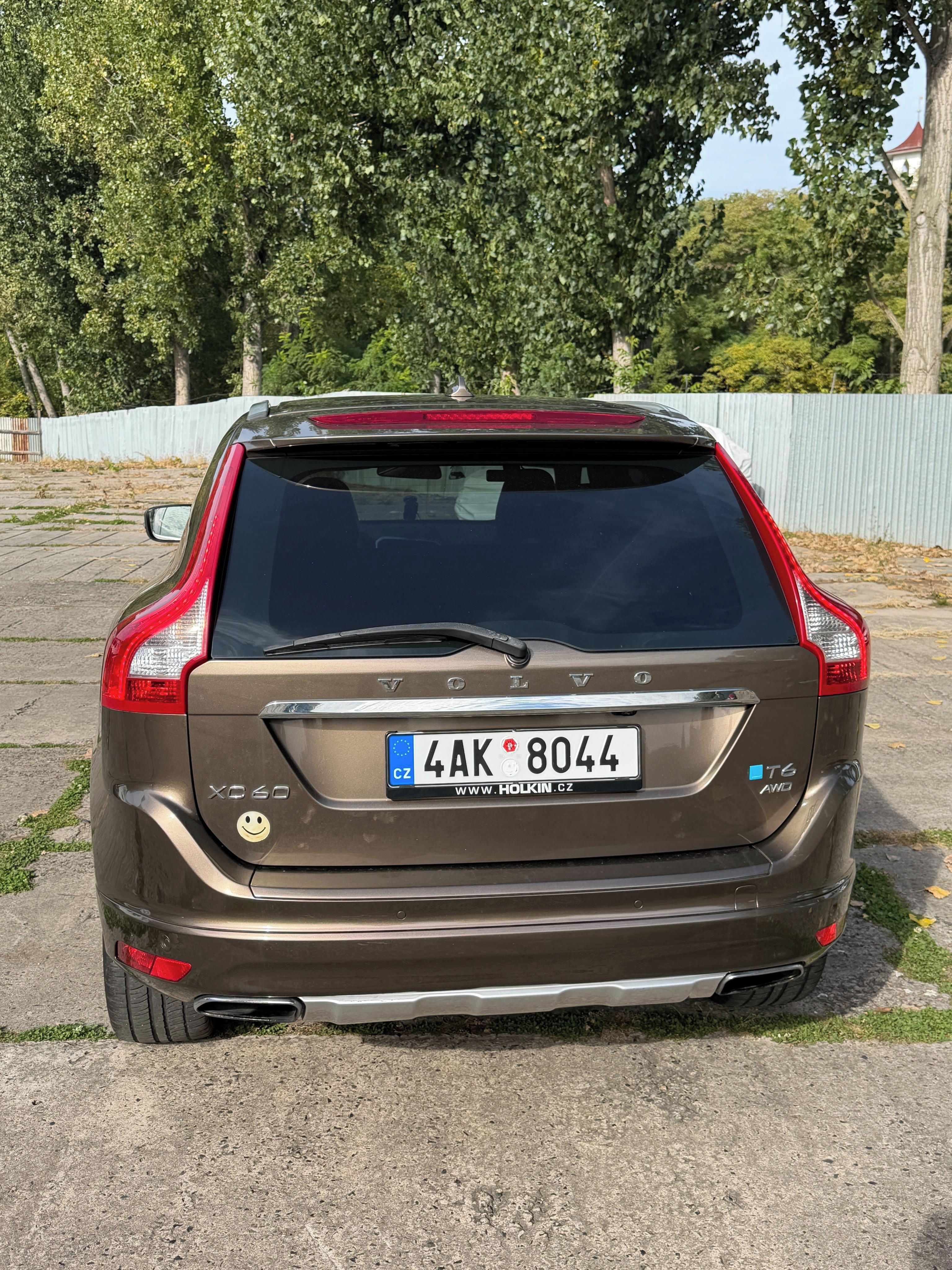 Volvo XC60, 3.0 T AWD 242 KW Polestar - fotka 4