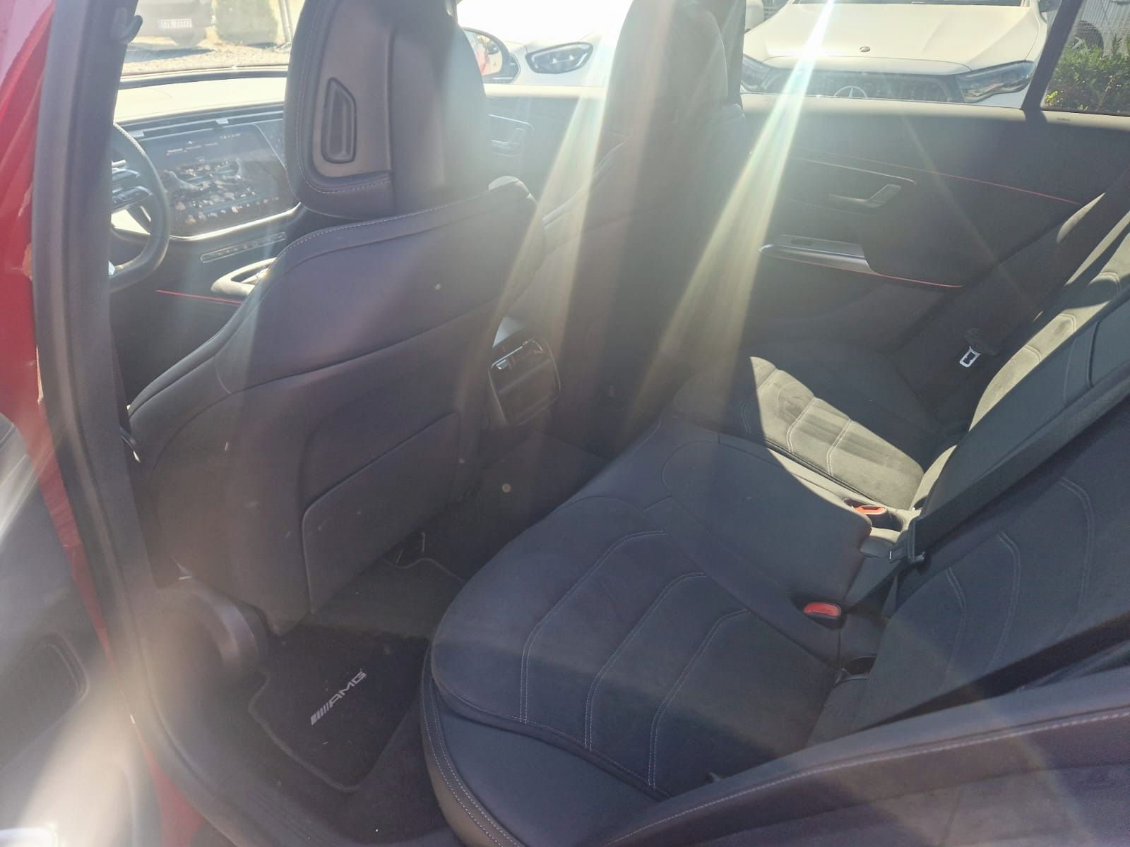 Mercedes-Benz Třídy E, Mercedes BENZ E300 de - fotka 2