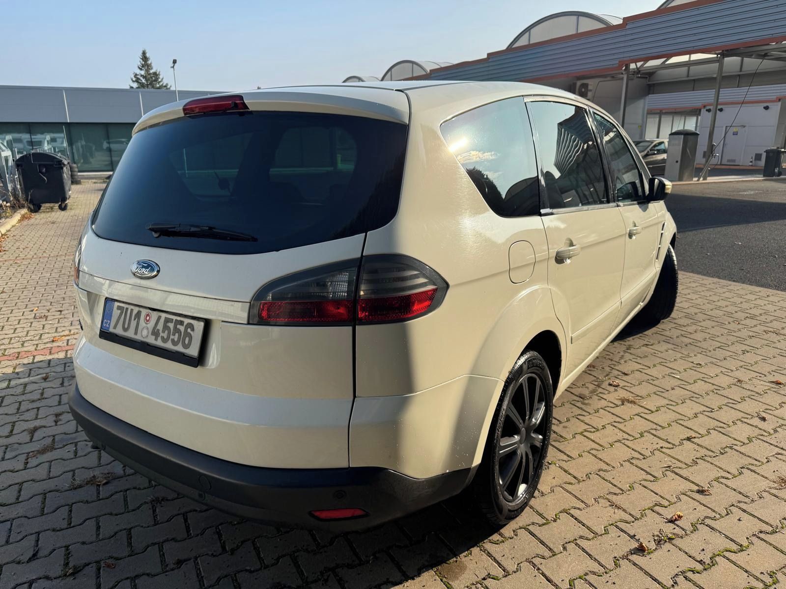 Ford S-MAX, 2.0 TDCi - Titanium - fotka 5