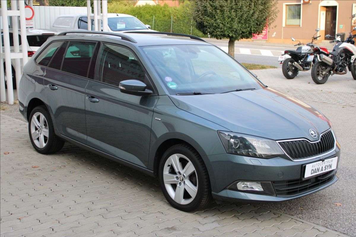 Škoda Fabia, 1,0 TSI 81 kW DSG 1.majitel - fotka 2