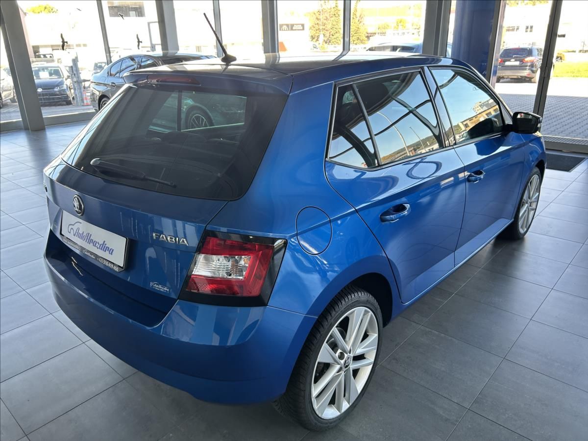 Škoda Fabia, 1,2   TSI 66kW,SPORT,STYLE - fotka 6