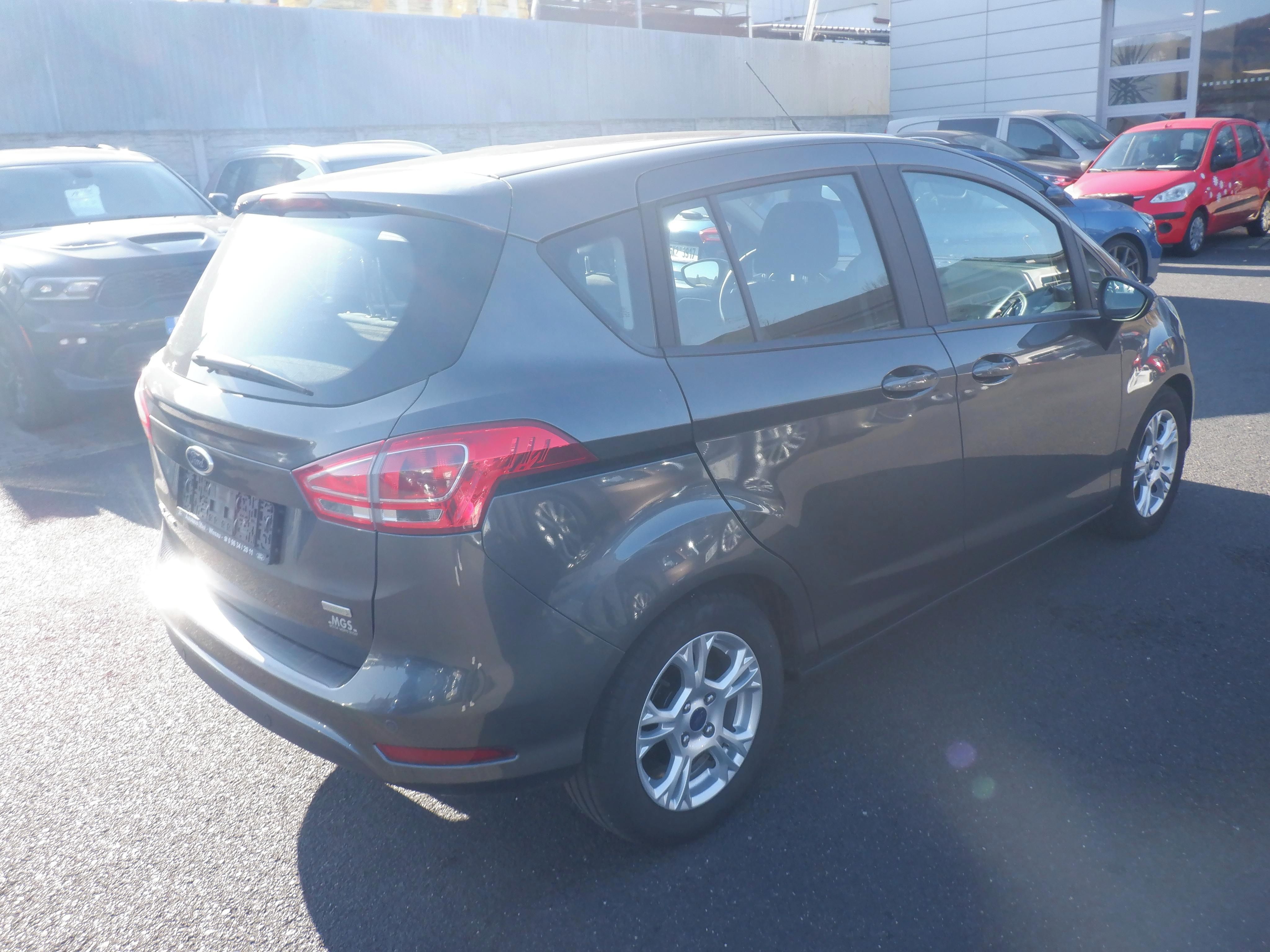 Ford B-MAX, 1.0 EcoBoost 74kW,1.majitel - fotka 5