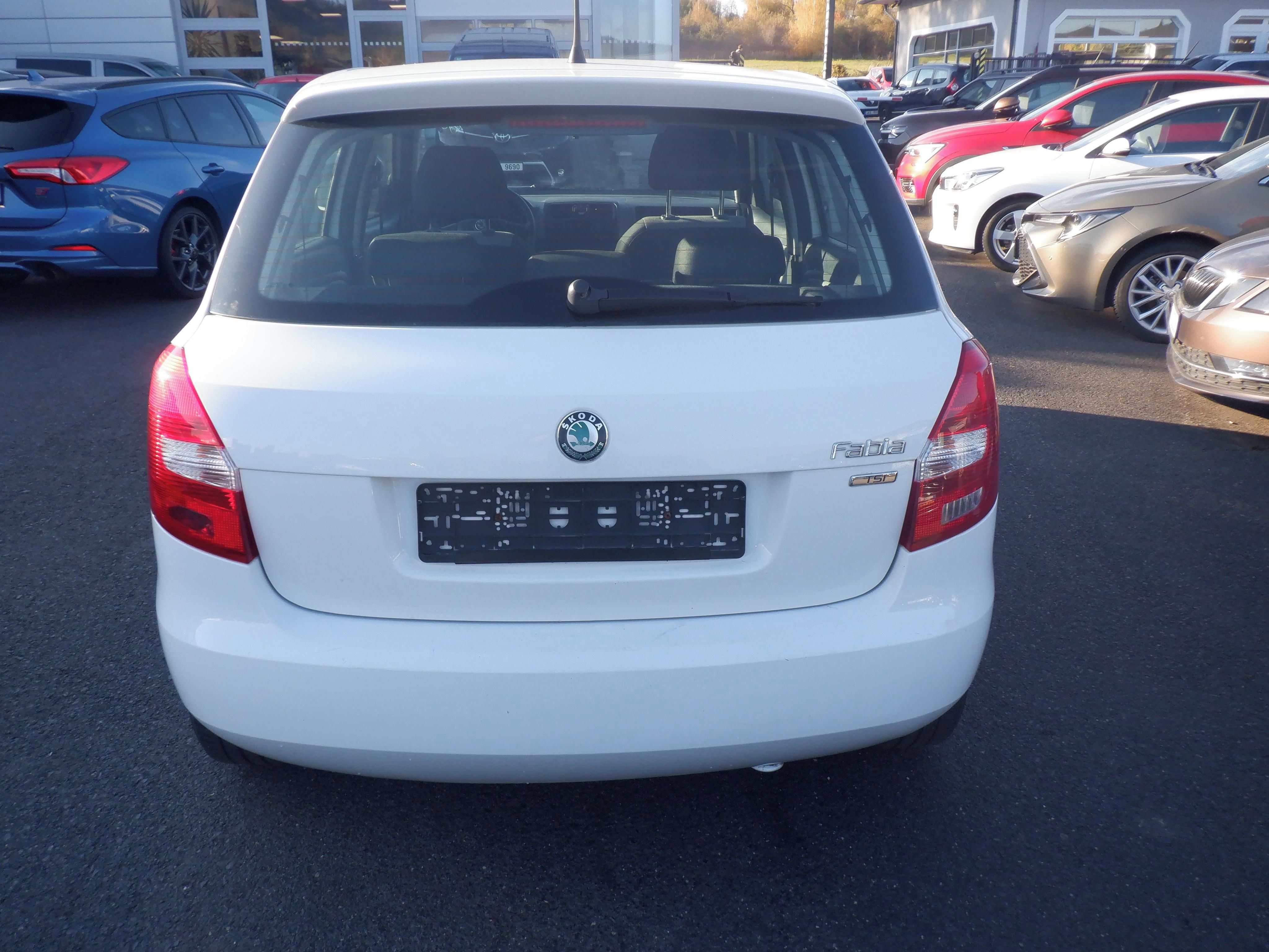 Škoda Fabia, 1.2 TSI 63kW Active - fotka 6
