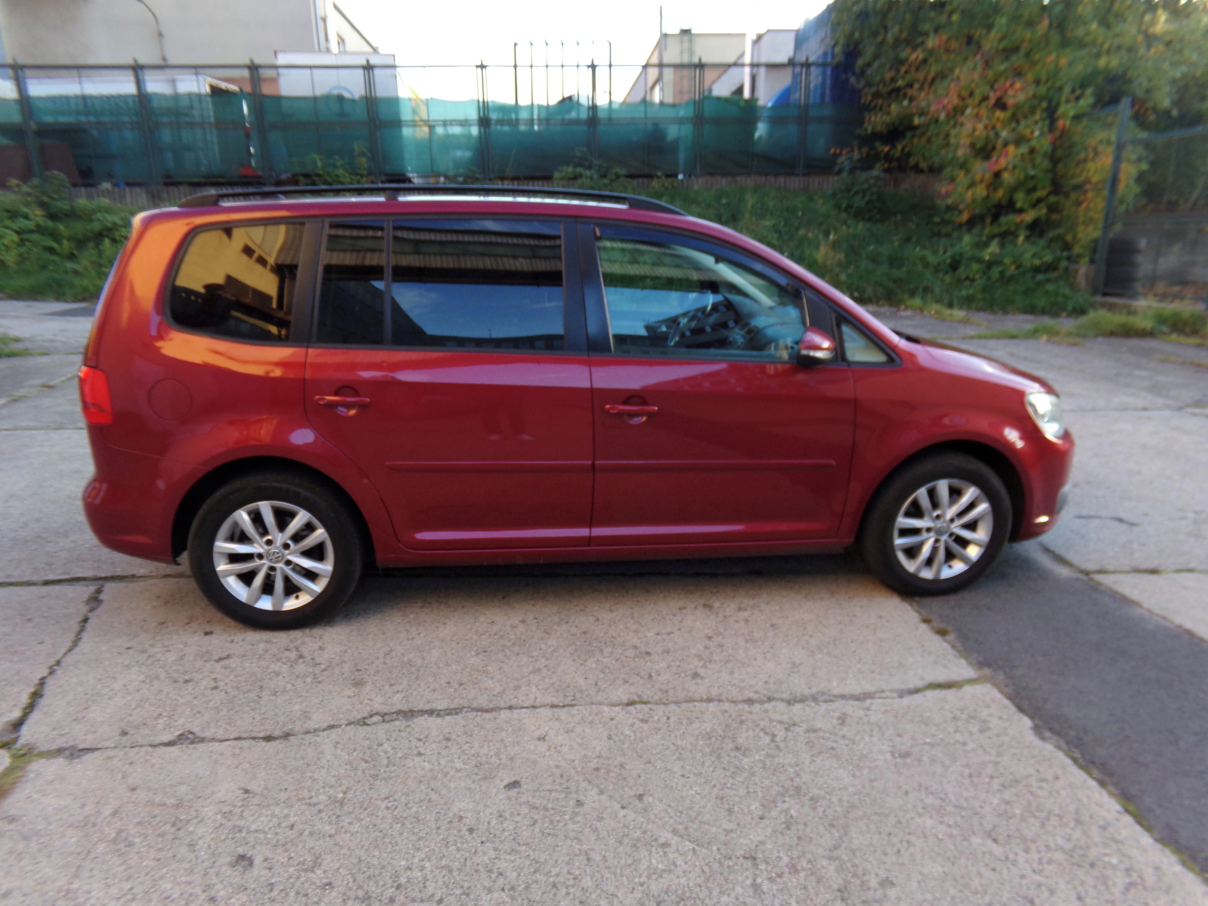 Volkswagen Touran, 2.0TDI COMFORTLINE - fotka 4