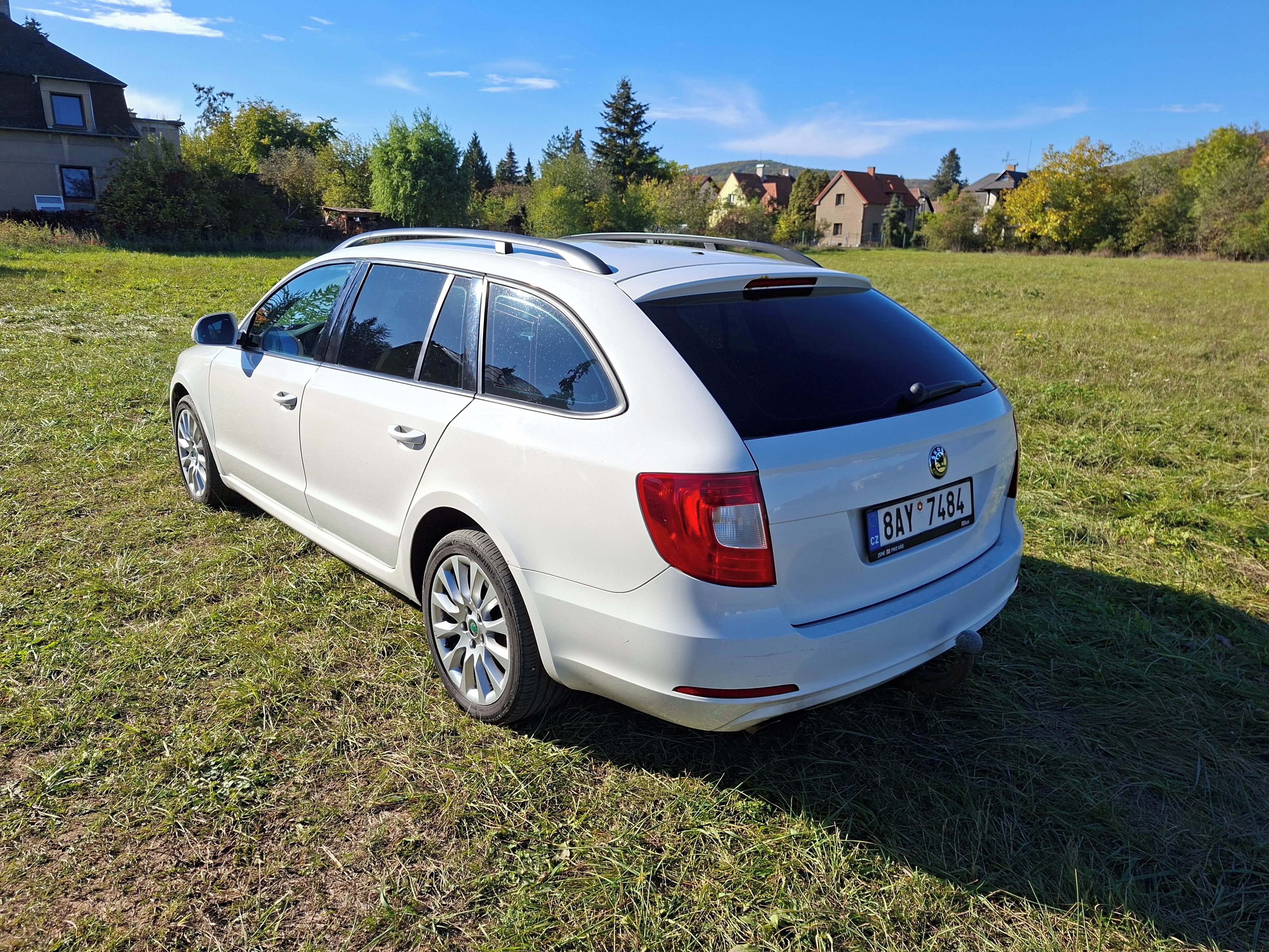 Škoda Superb, 2.0 tdi - fotka 6