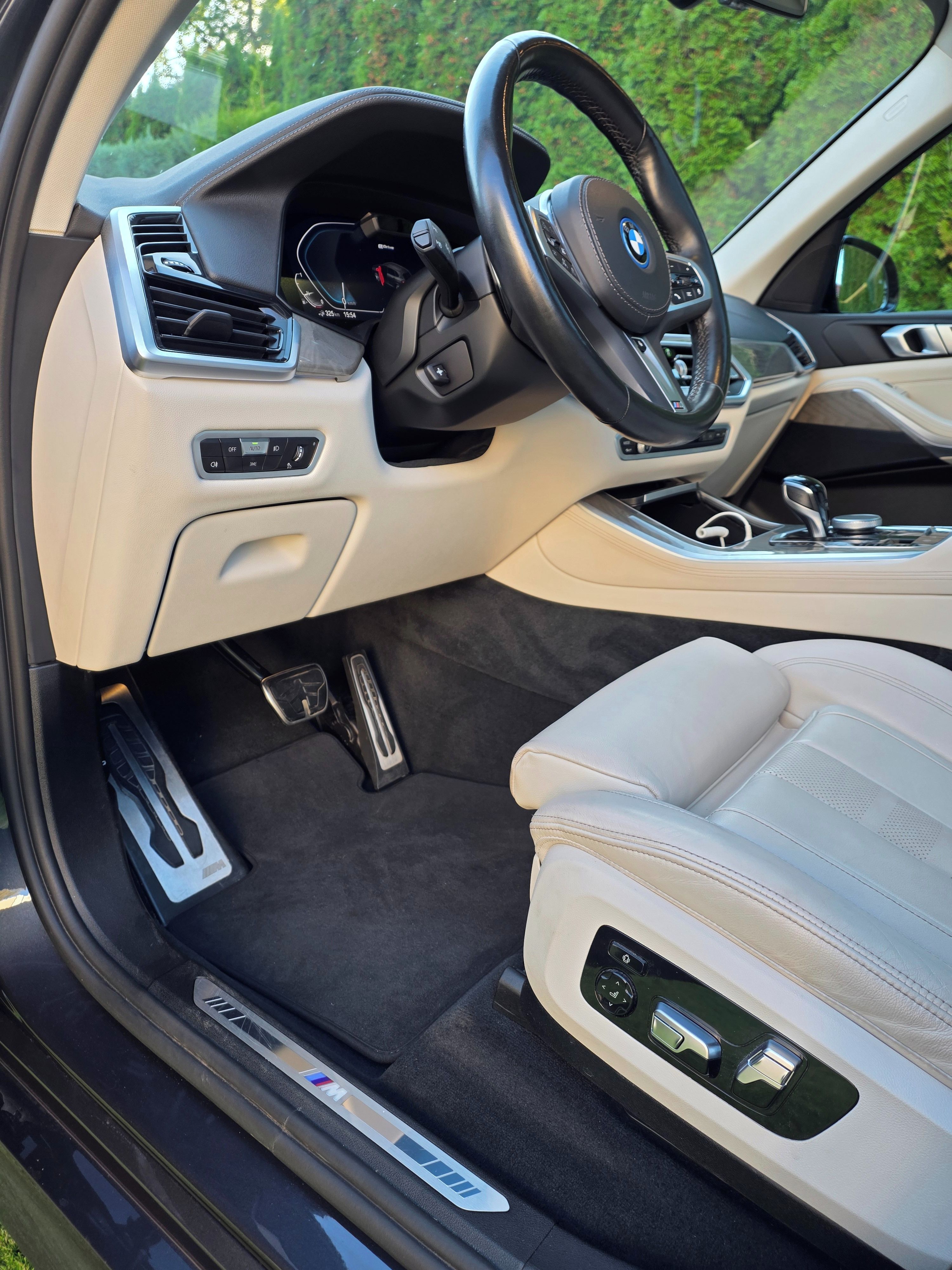 BMW X5 - fotka 4