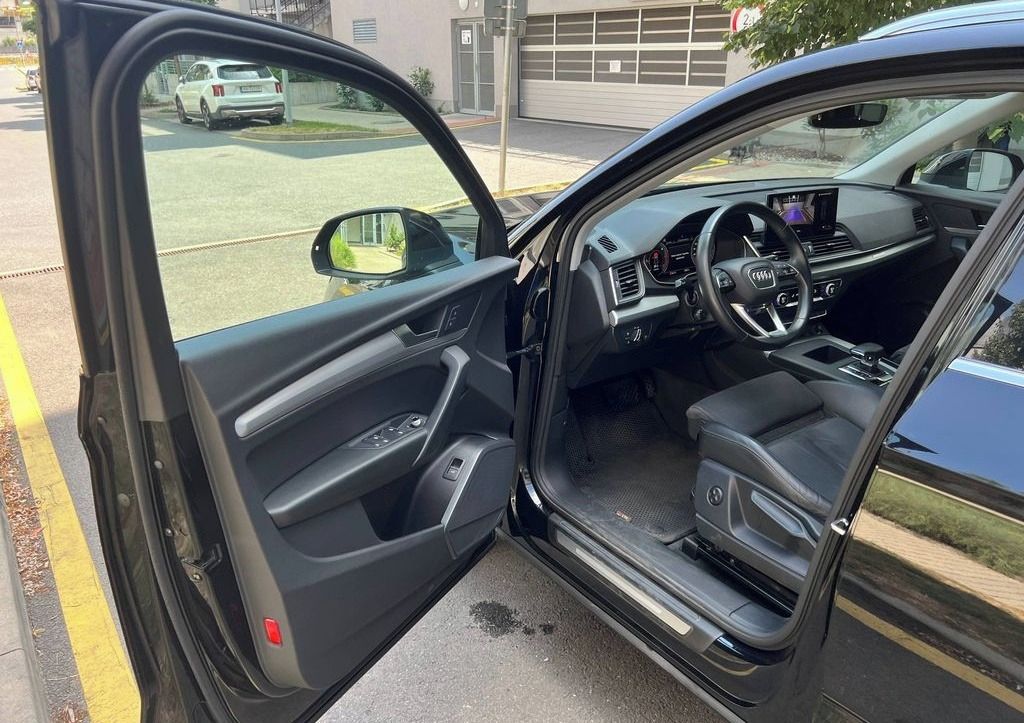 Audi Q5, 2.0 TDI - fotka 5