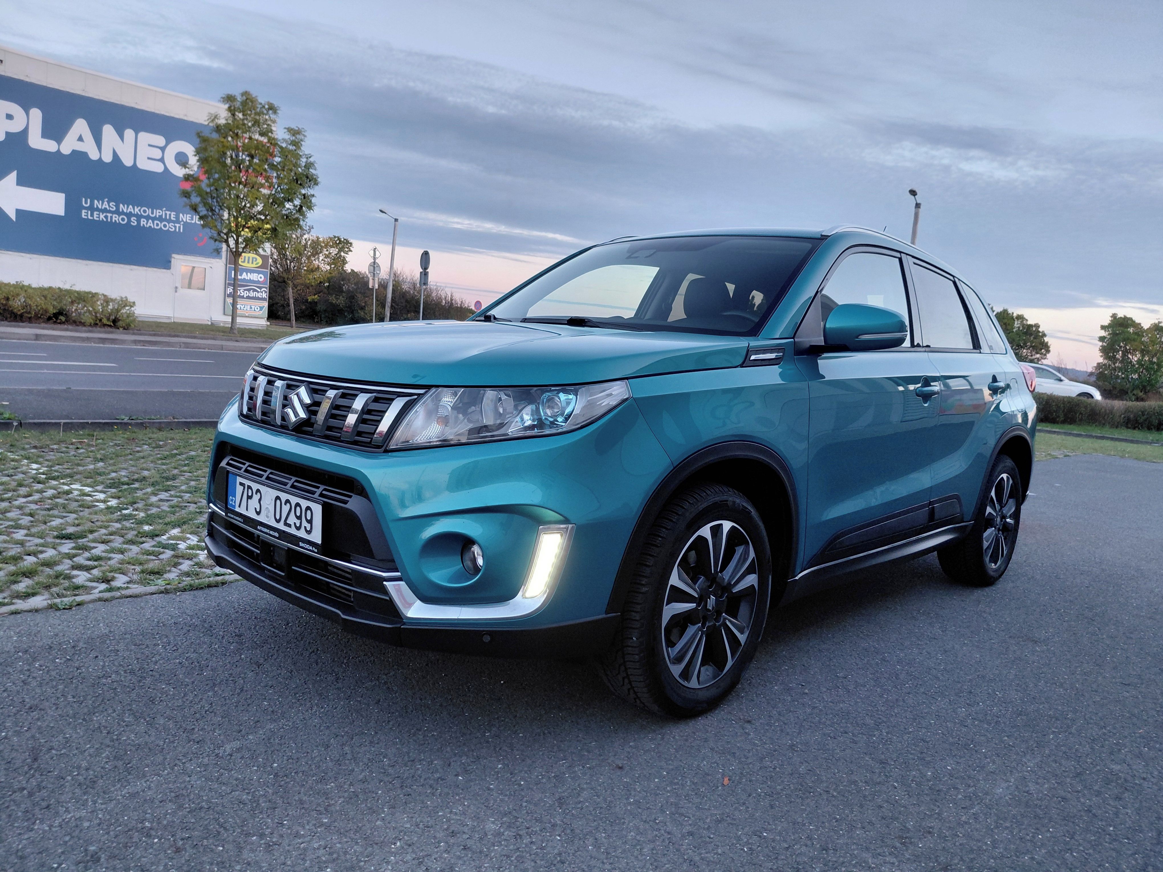 Suzuki Vitara, 1.4 103KW4x4 1.MAJ EXTRA PĚKNÉ - fotka 3