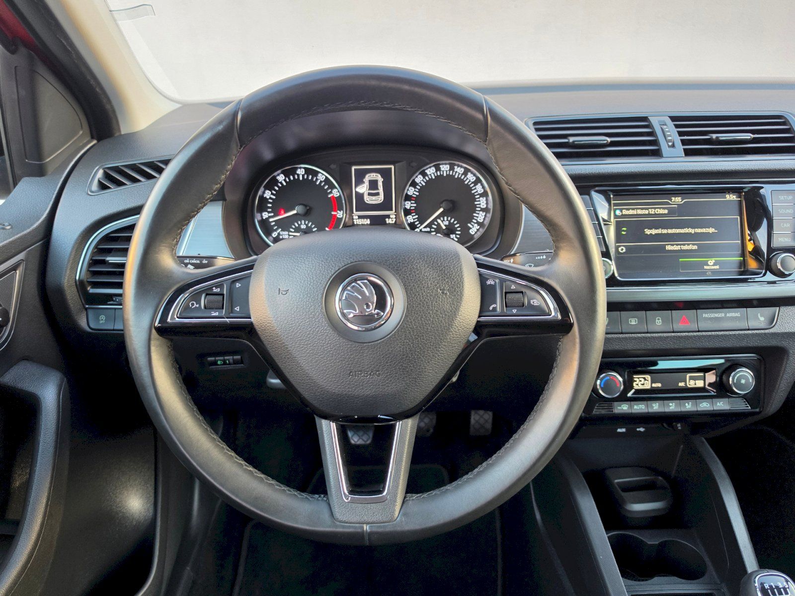 Škoda Fabia, 1,2TSI 66KW STYLE - fotka 6