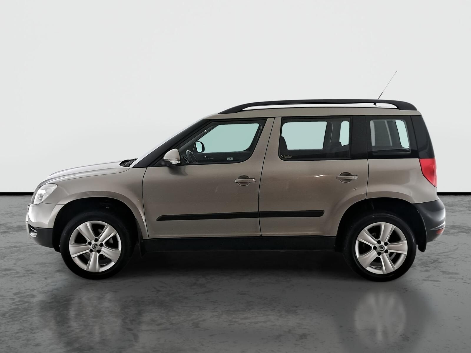 Škoda Yeti, 2.0 TDI, Ambition, ČR,1.maj - fotka 3